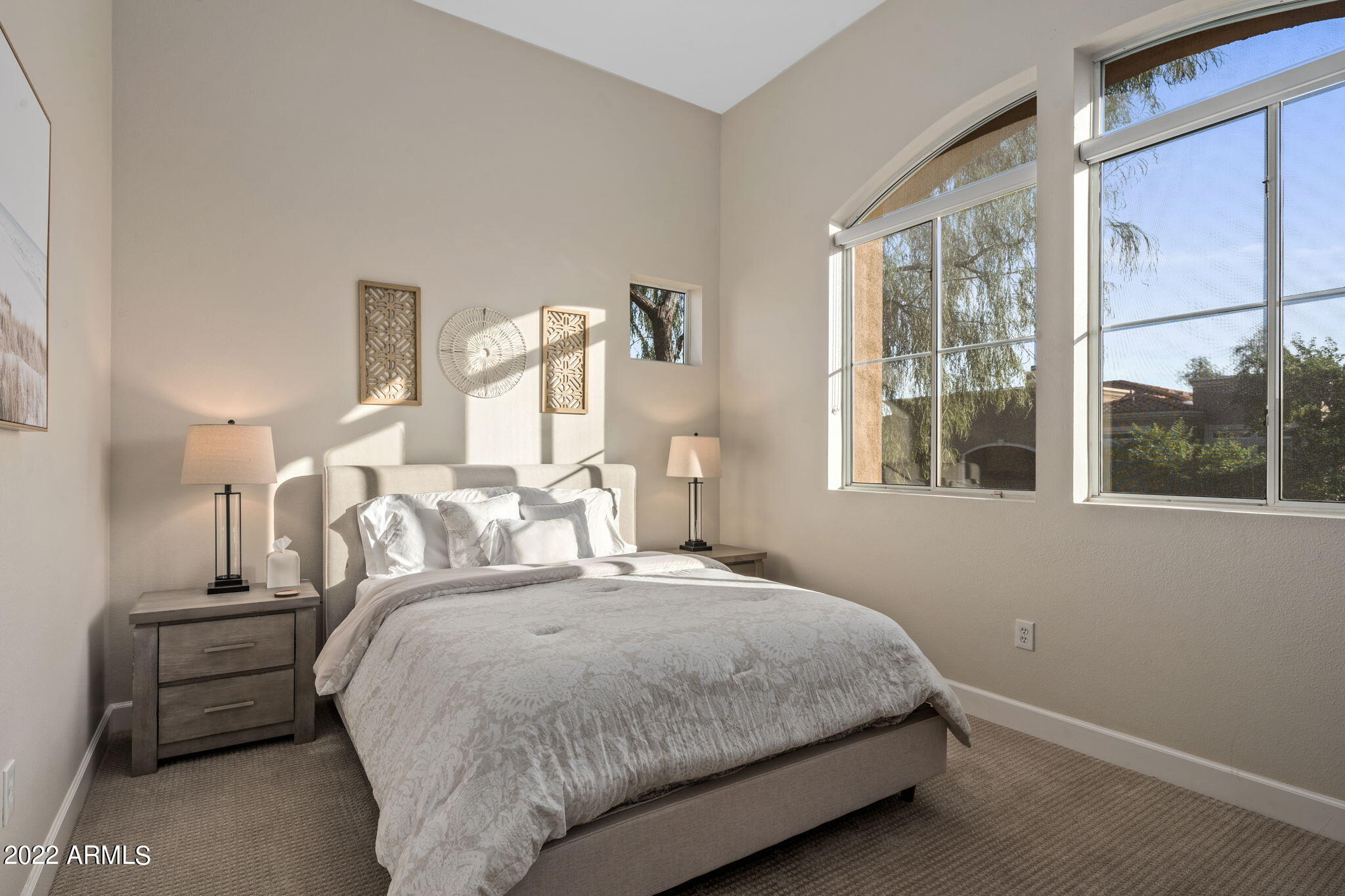 8245 E Bell Road Property Photo 20
