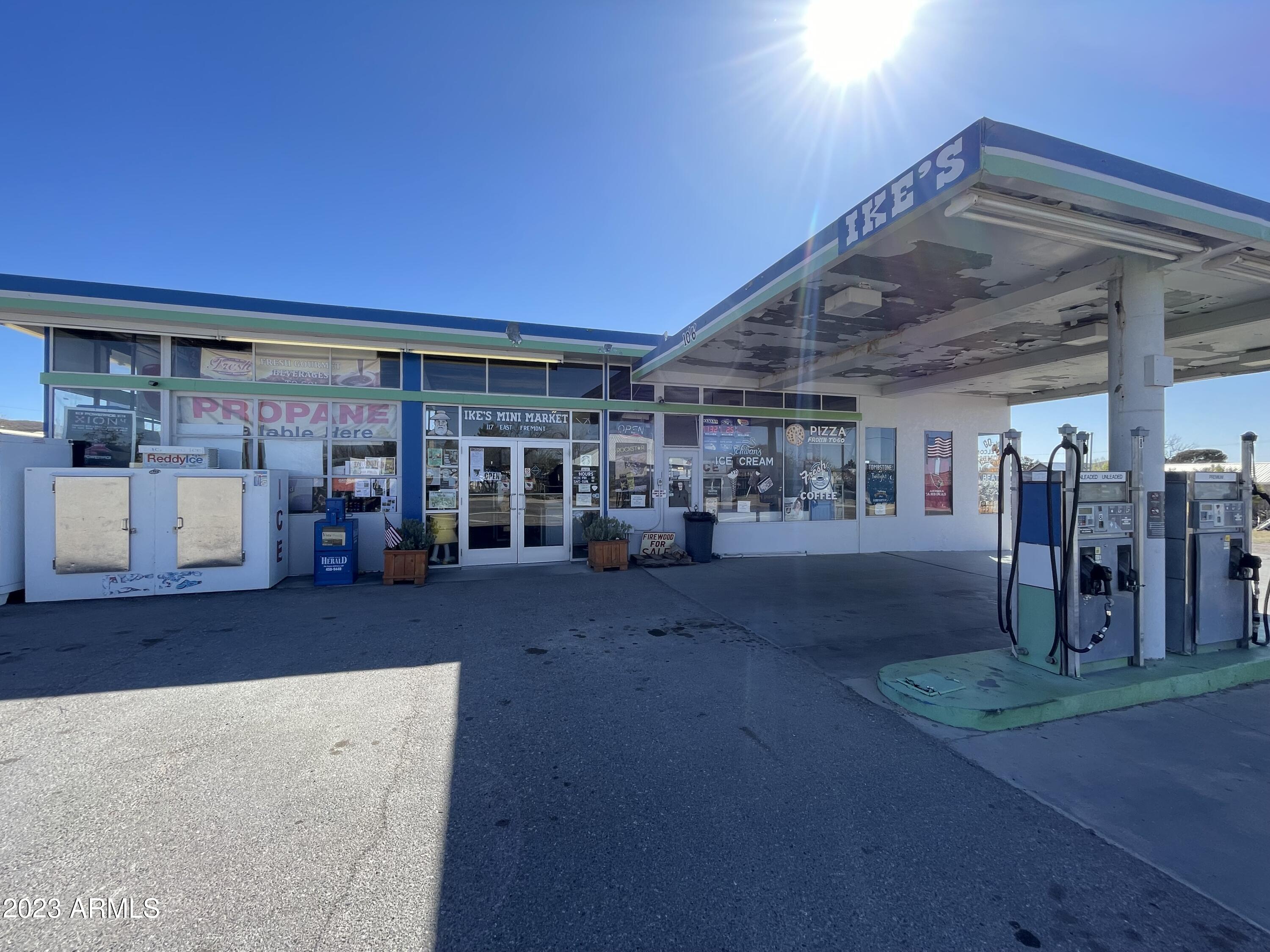 117 E FREMONT Street
