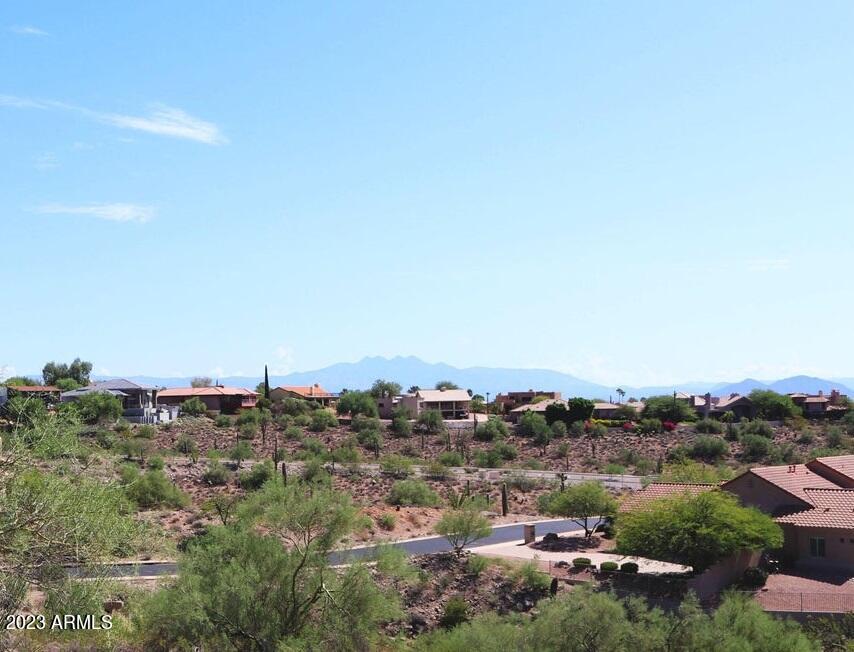 11760 N Sunset Vista Drive Property Photo 3