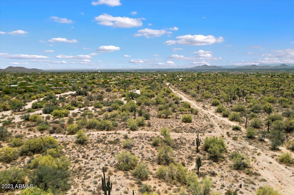 26035 N Hayden Road Property Photo 16