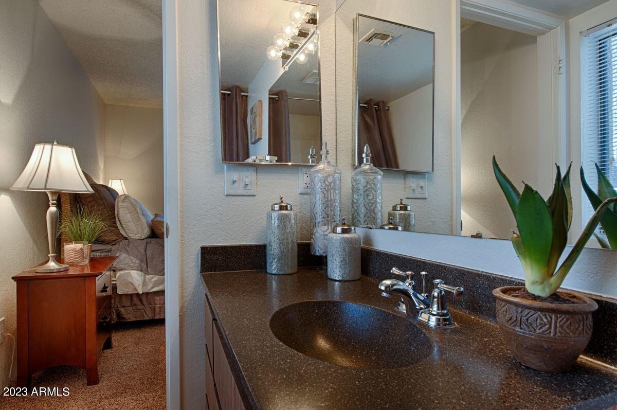 15425 N Tatum Boulevard Property Photo 6