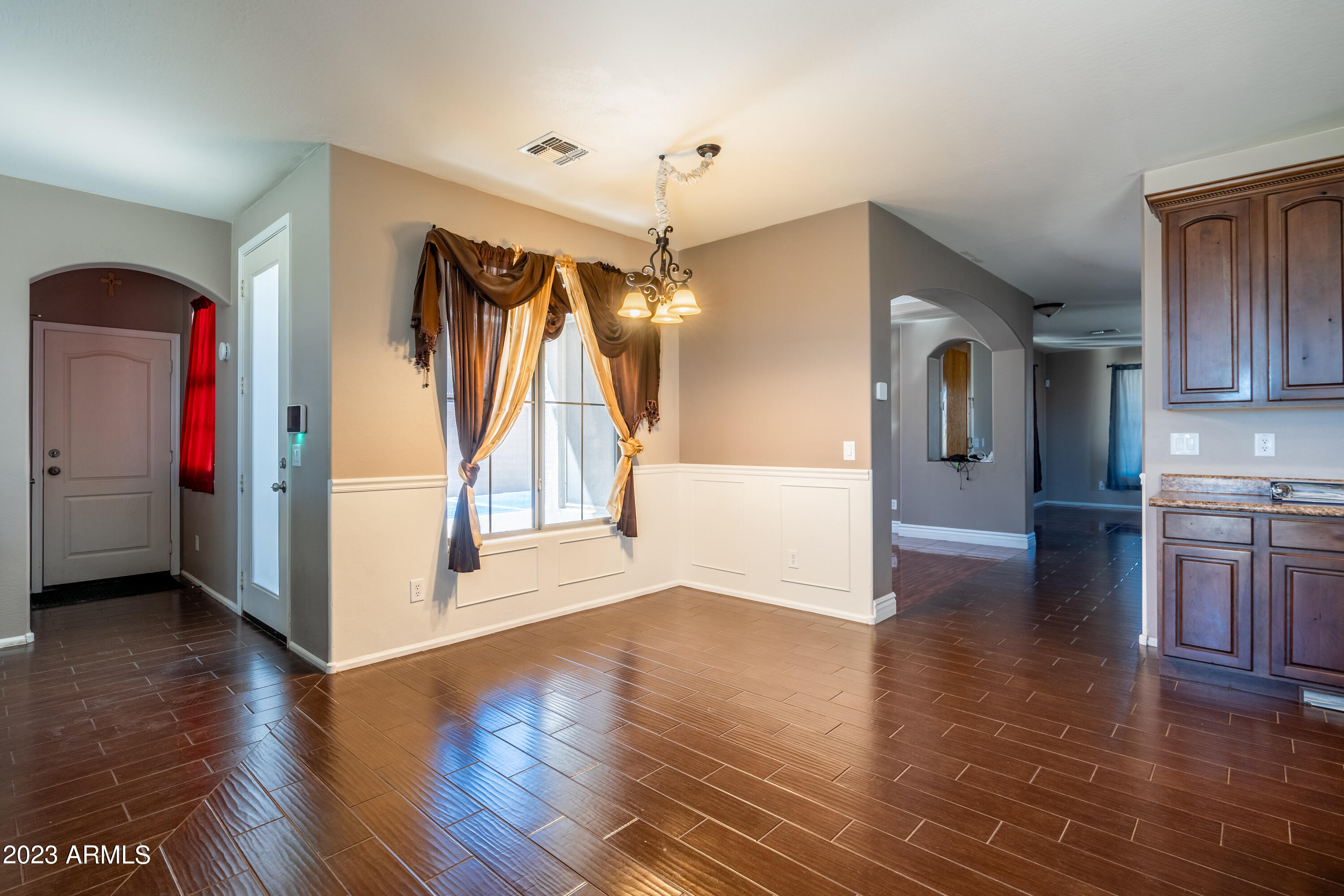 1327 E Judi Drive Property Photo 10