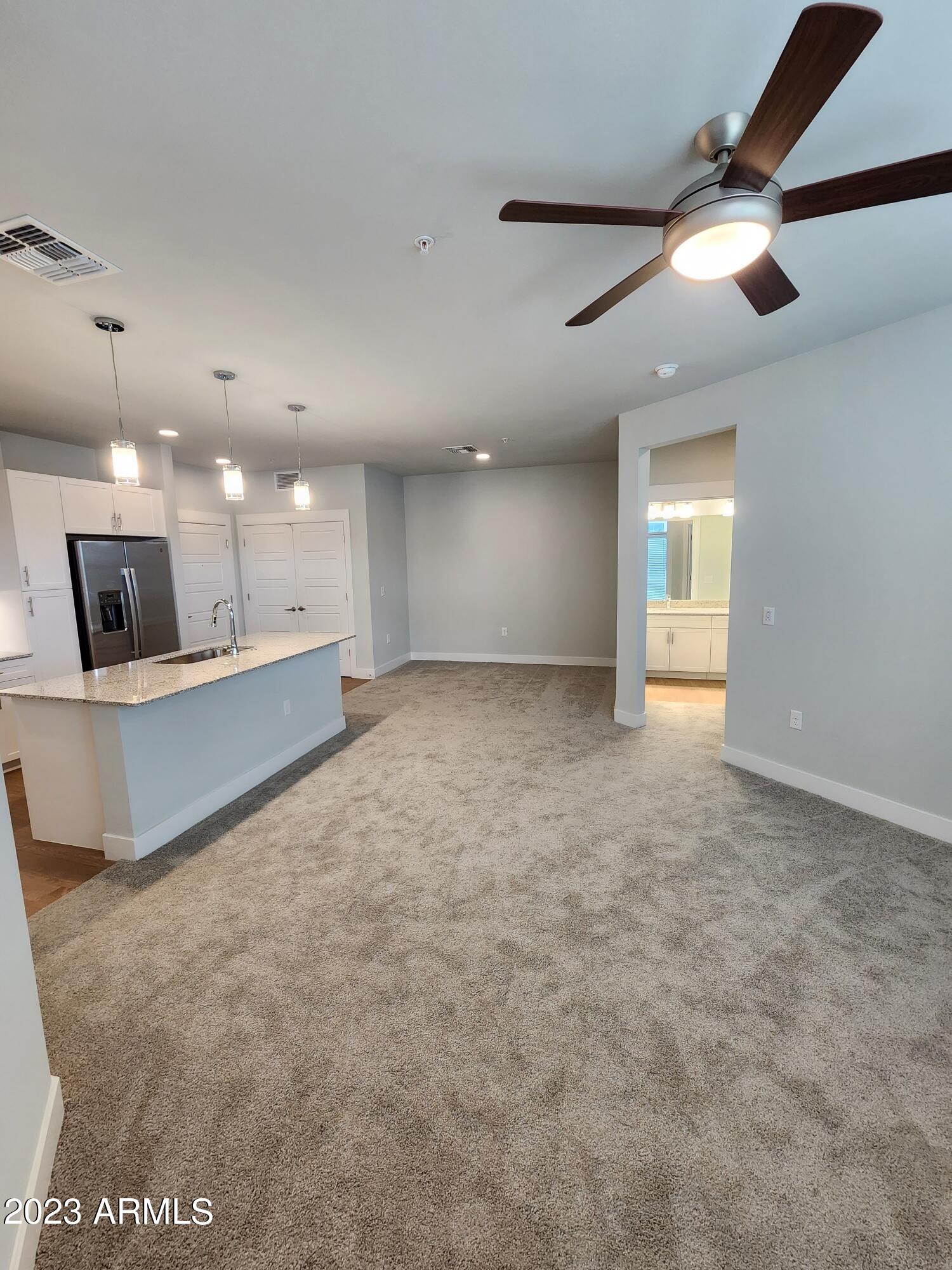 10529 E Hampton Avenue Property Photo 4