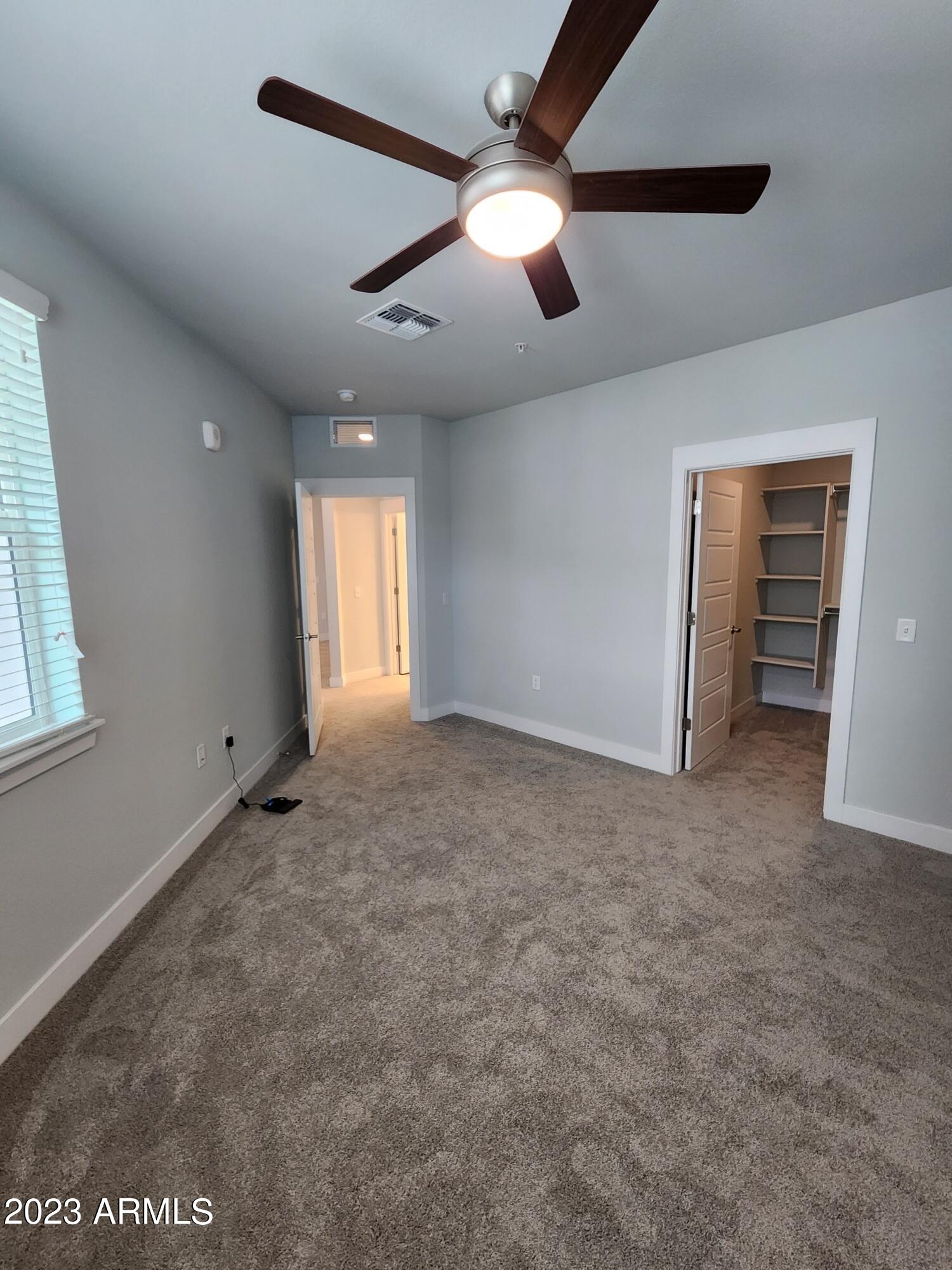 10529 E Hampton Avenue Property Photo 5