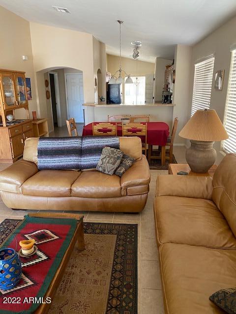 2415 E Hancock Trail Property Photo 3
