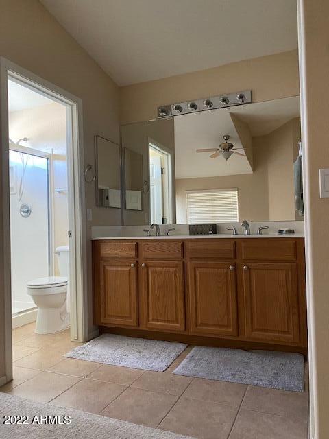2415 E Hancock Trail Property Photo 5