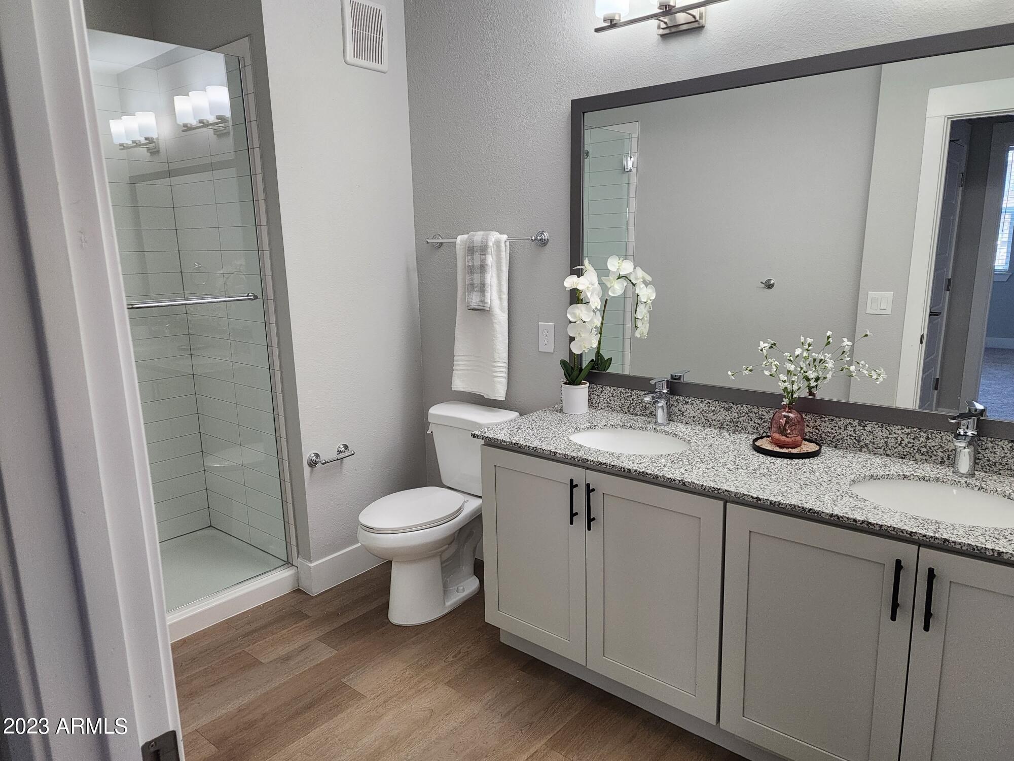 7460 N Zanjero Boulevard Property Photo 10