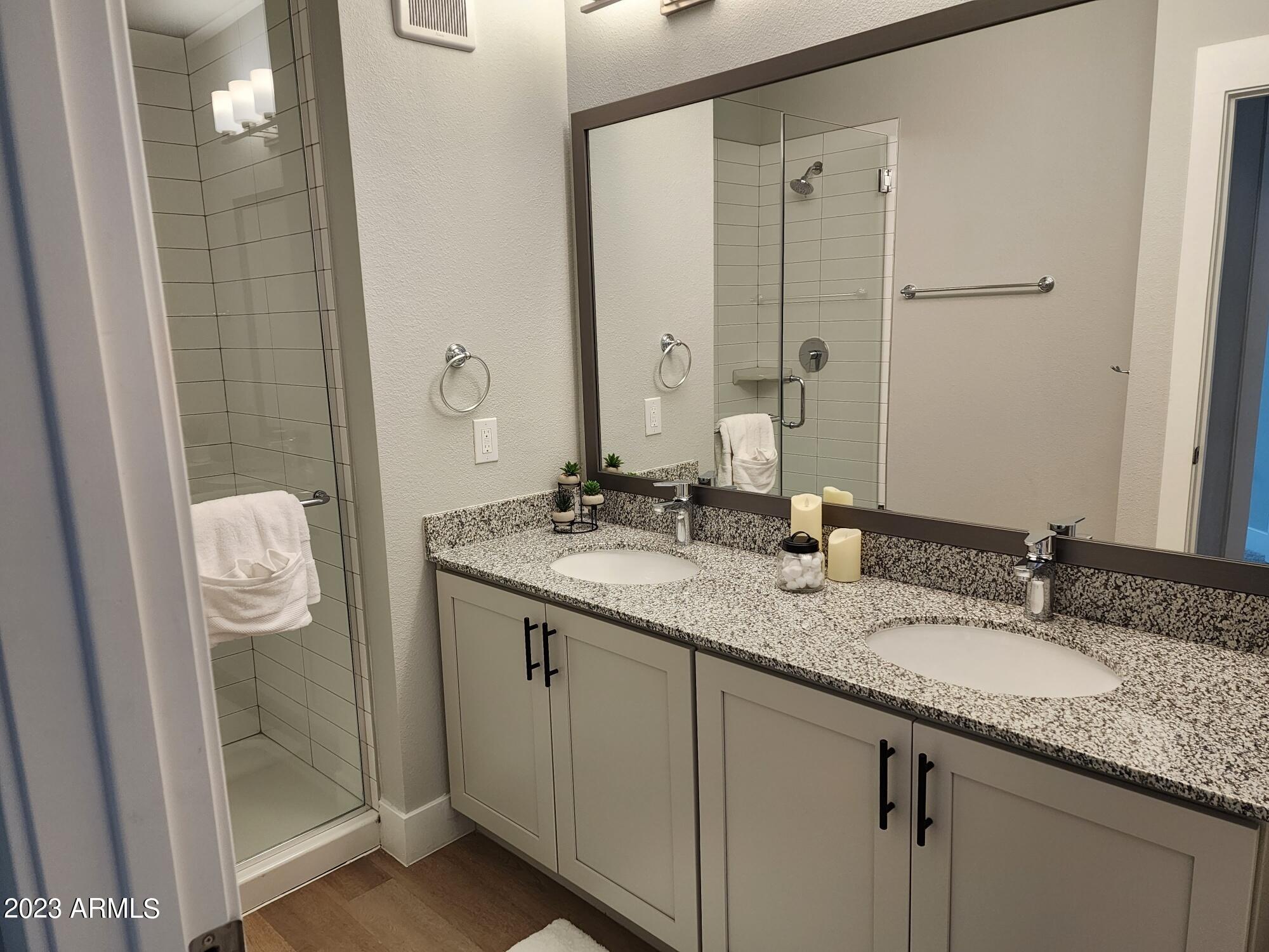 7460 N Zanjero Boulevard Property Photo 7
