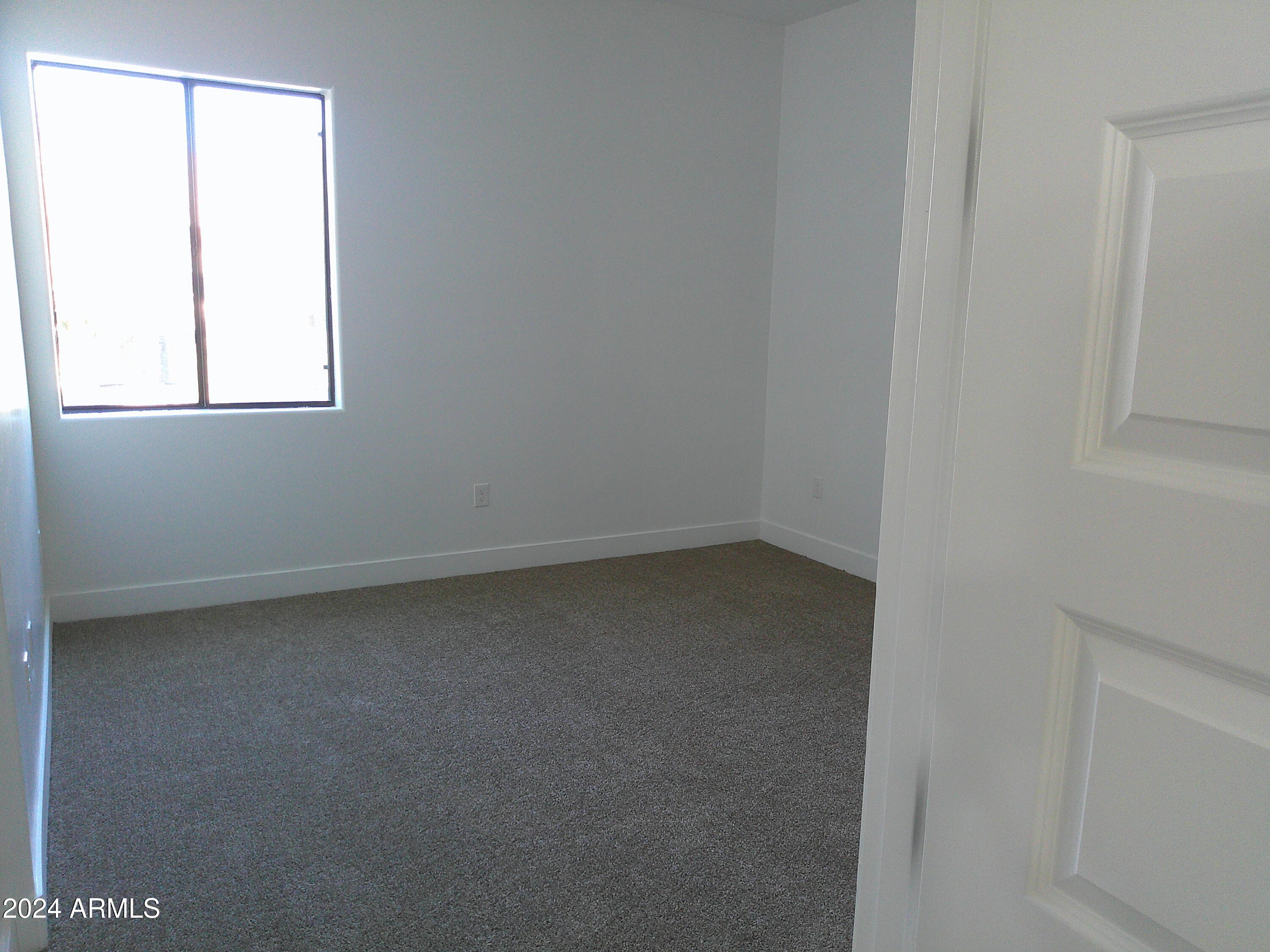 846 N Pueblo Drive Property Photo 3