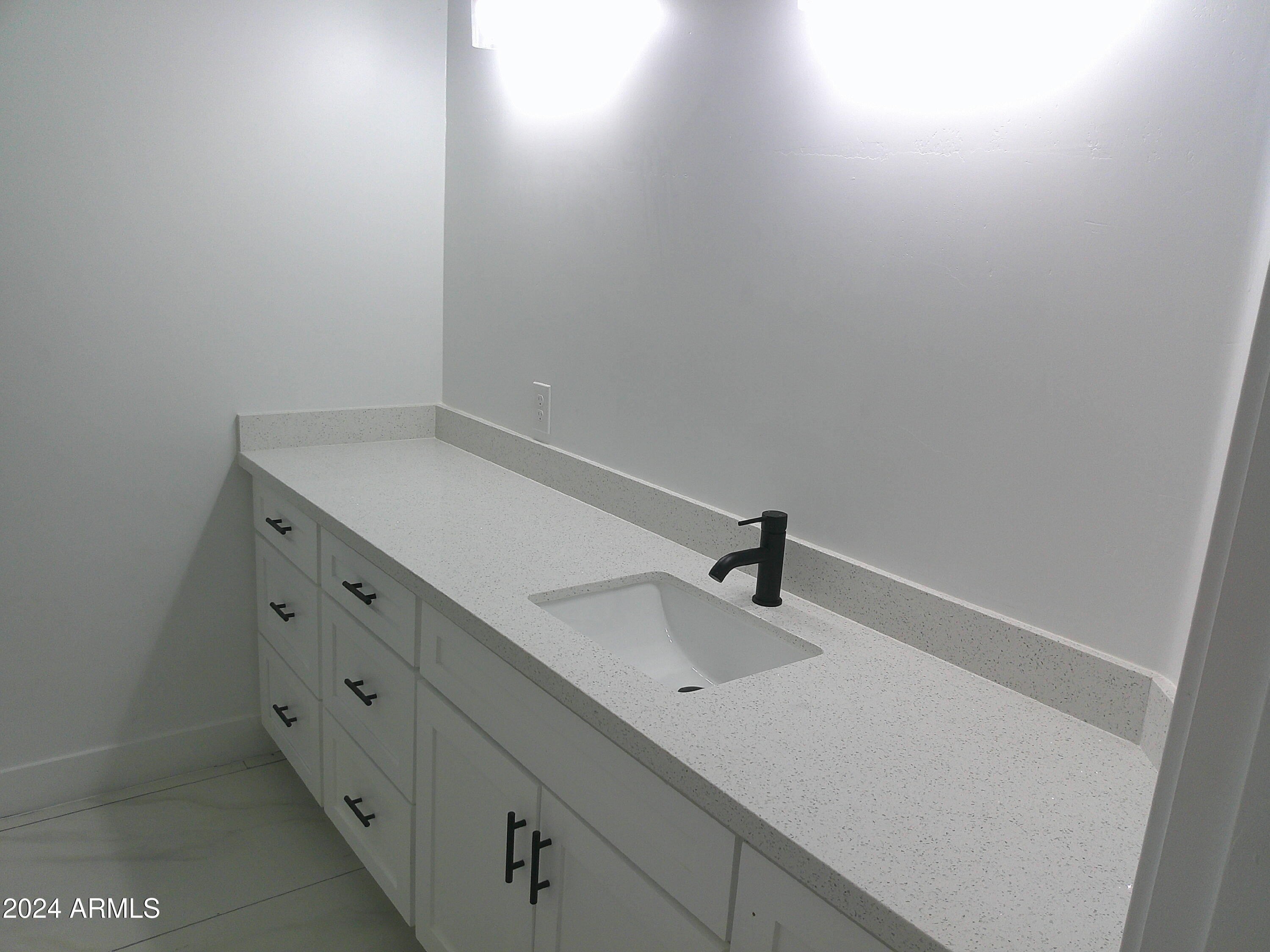 846 N Pueblo Drive Property Photo 9