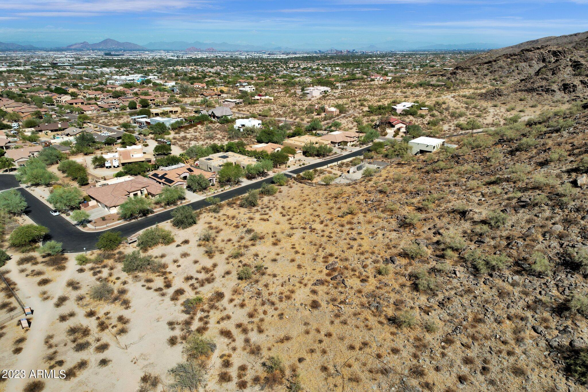 2105 E Beth Drive Property Photo 21