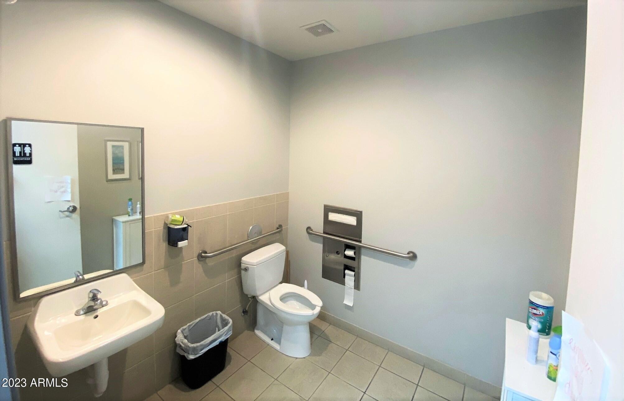 3303 E Baseline Road Property Photo 9