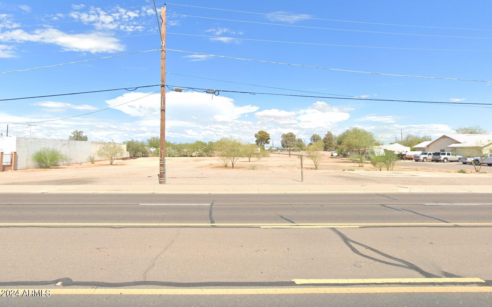 1045 S Arizona Boulevard Property Photo 1