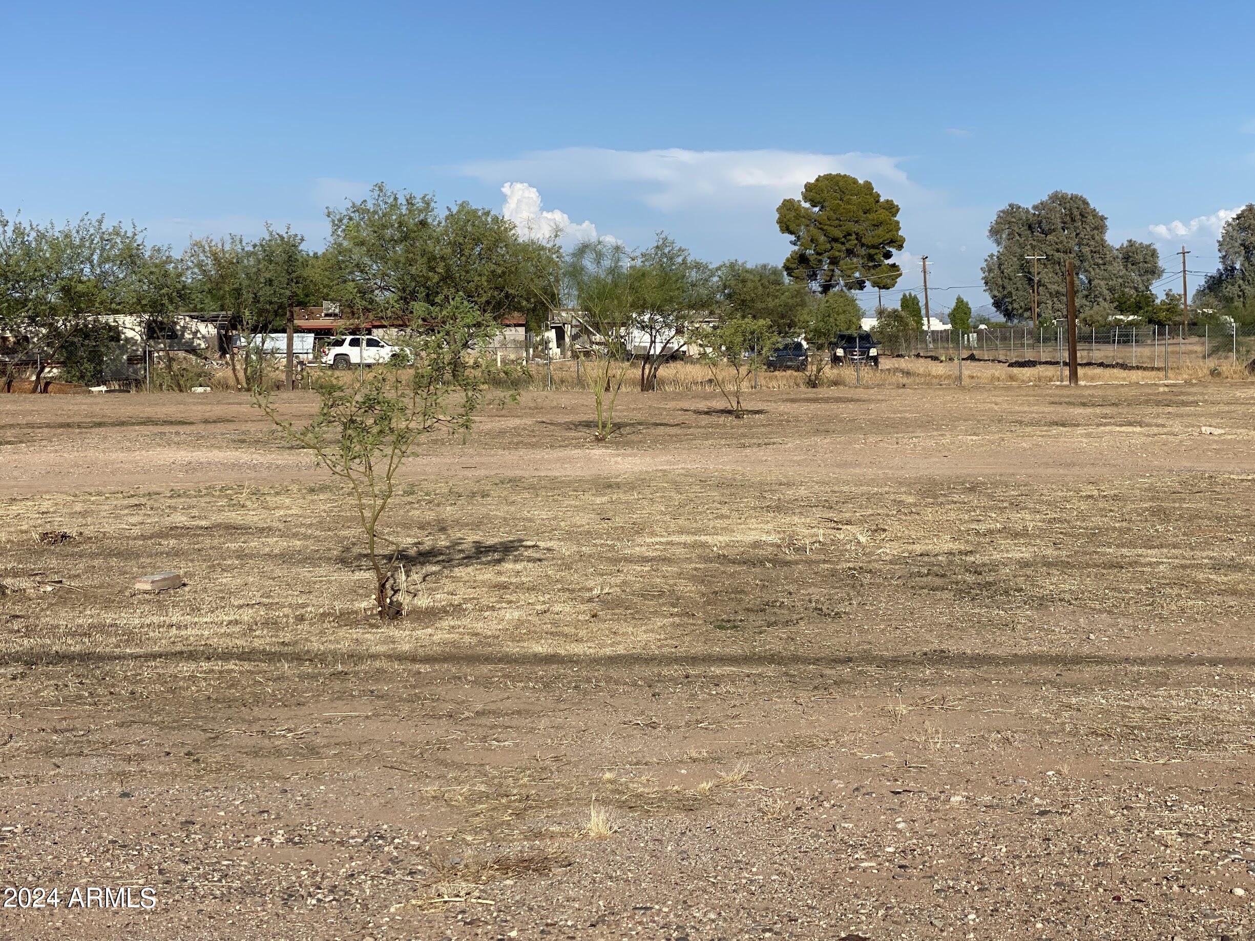 1045 S Arizona Boulevard Property Photo 7