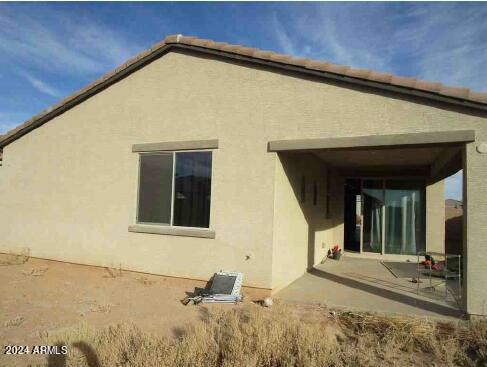 1069 W Elm Avenue Property Photo 2