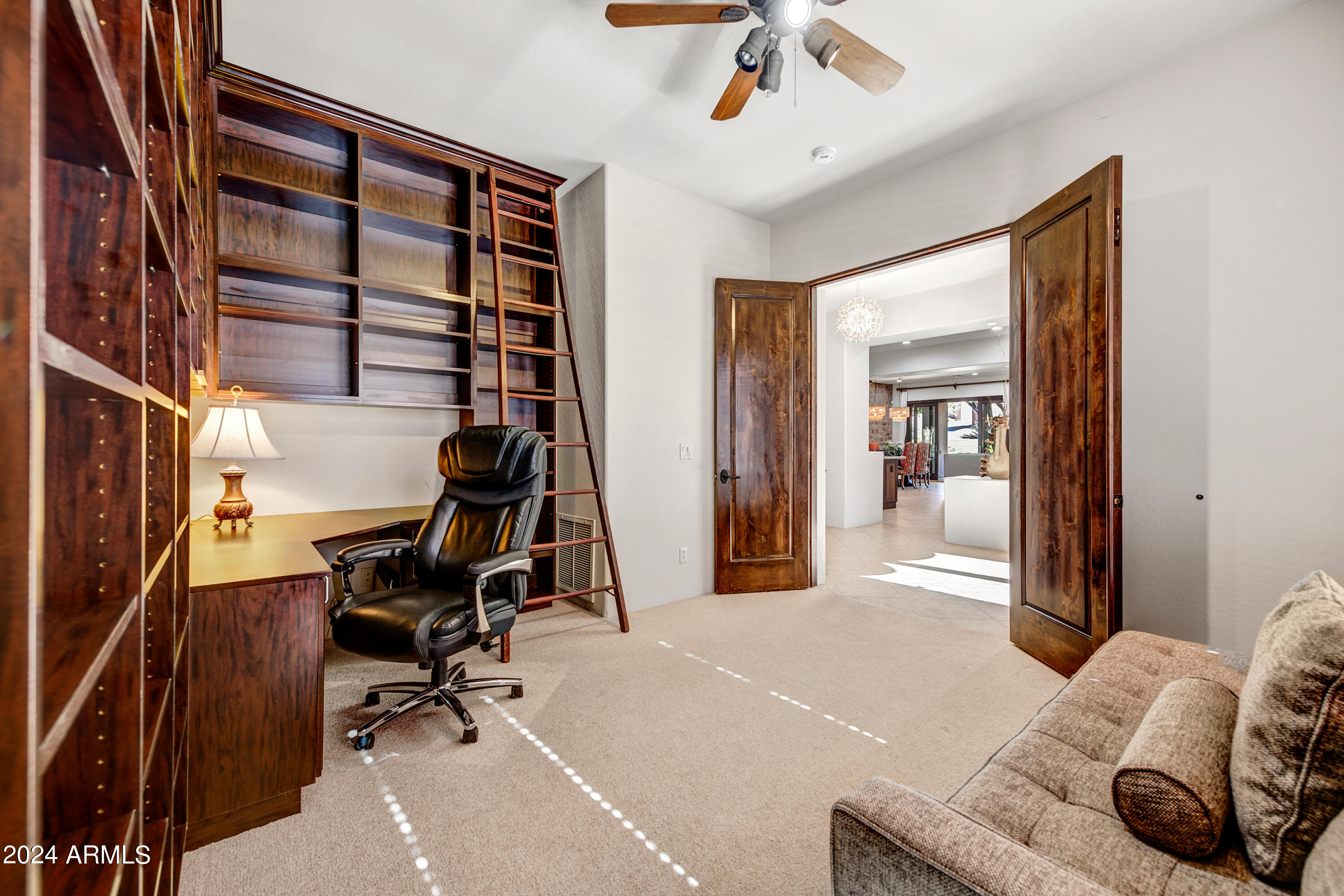 3105 S Amble Pass Property Photo 6