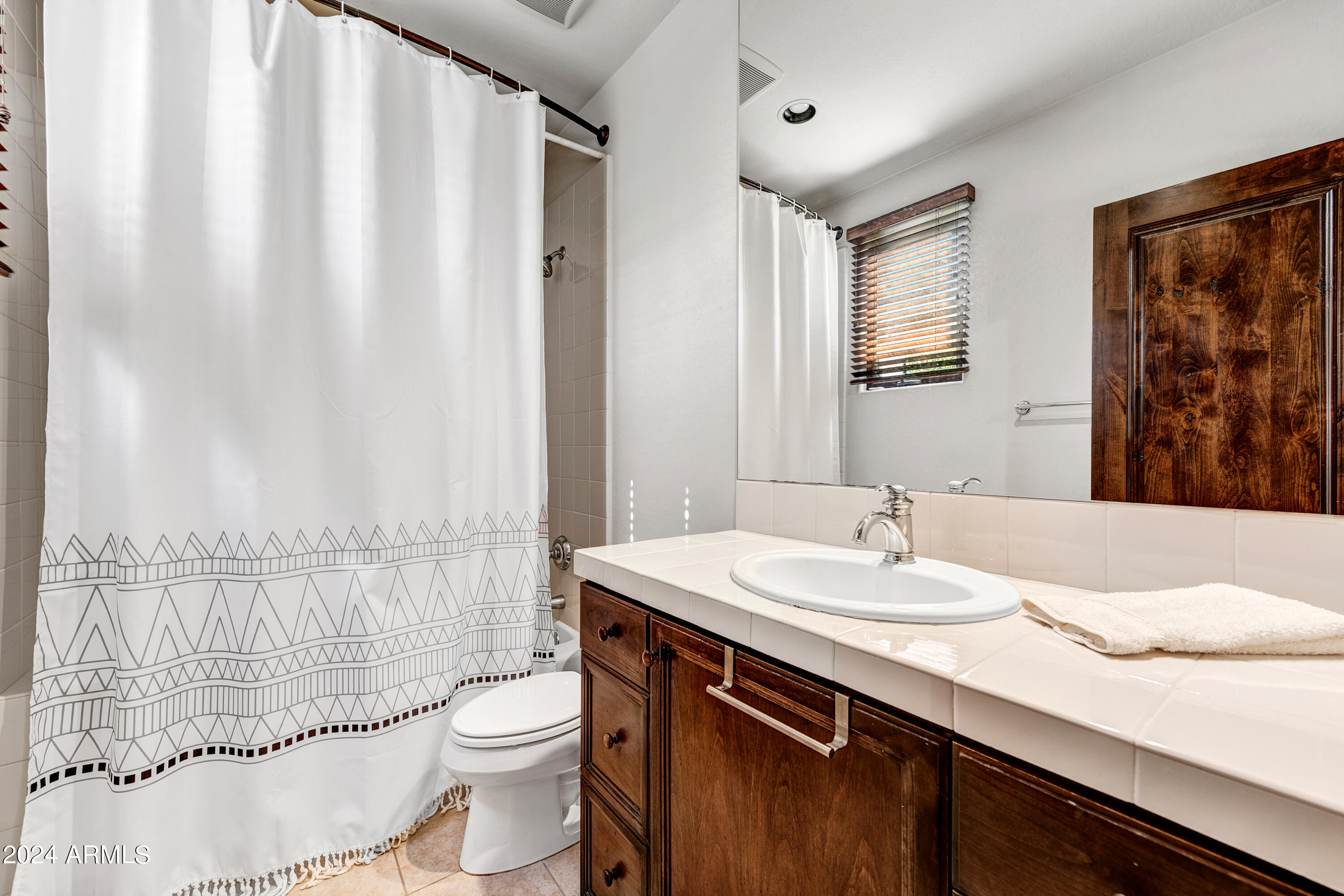 3105 S Amble Pass Property Photo 7