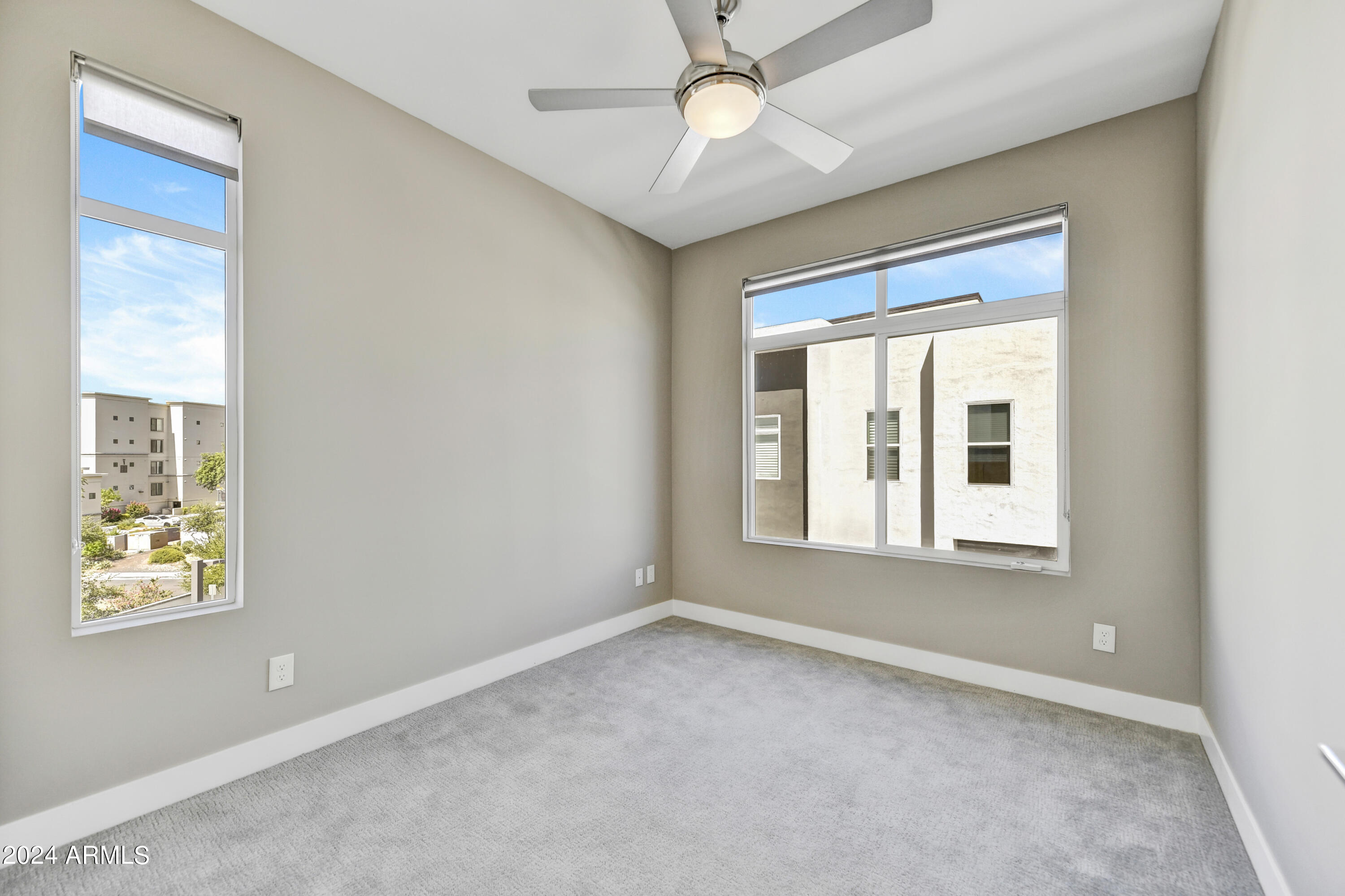 1717 E Morten Avenue Property Photo 36