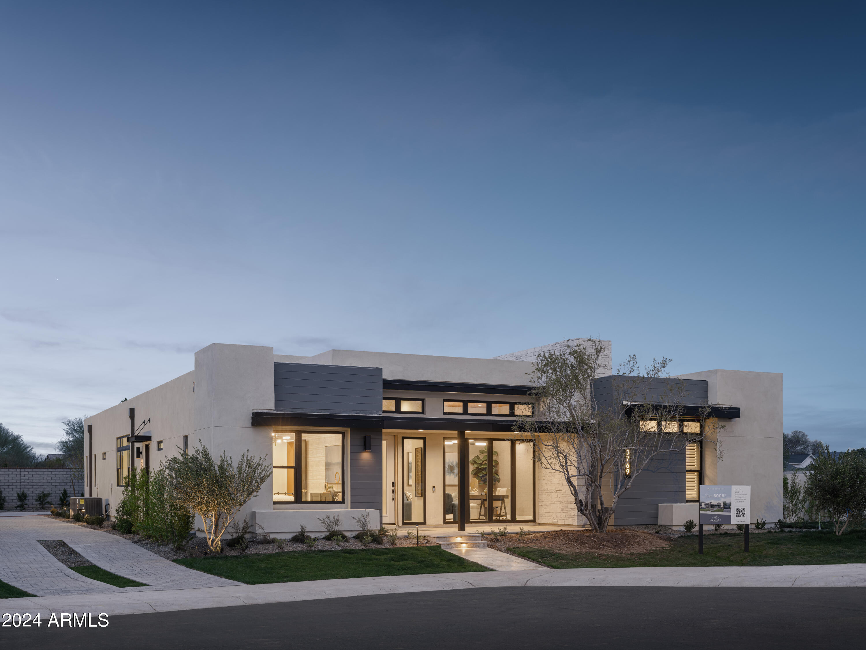 5769 S Joshua Tree Lane Property Photo 1