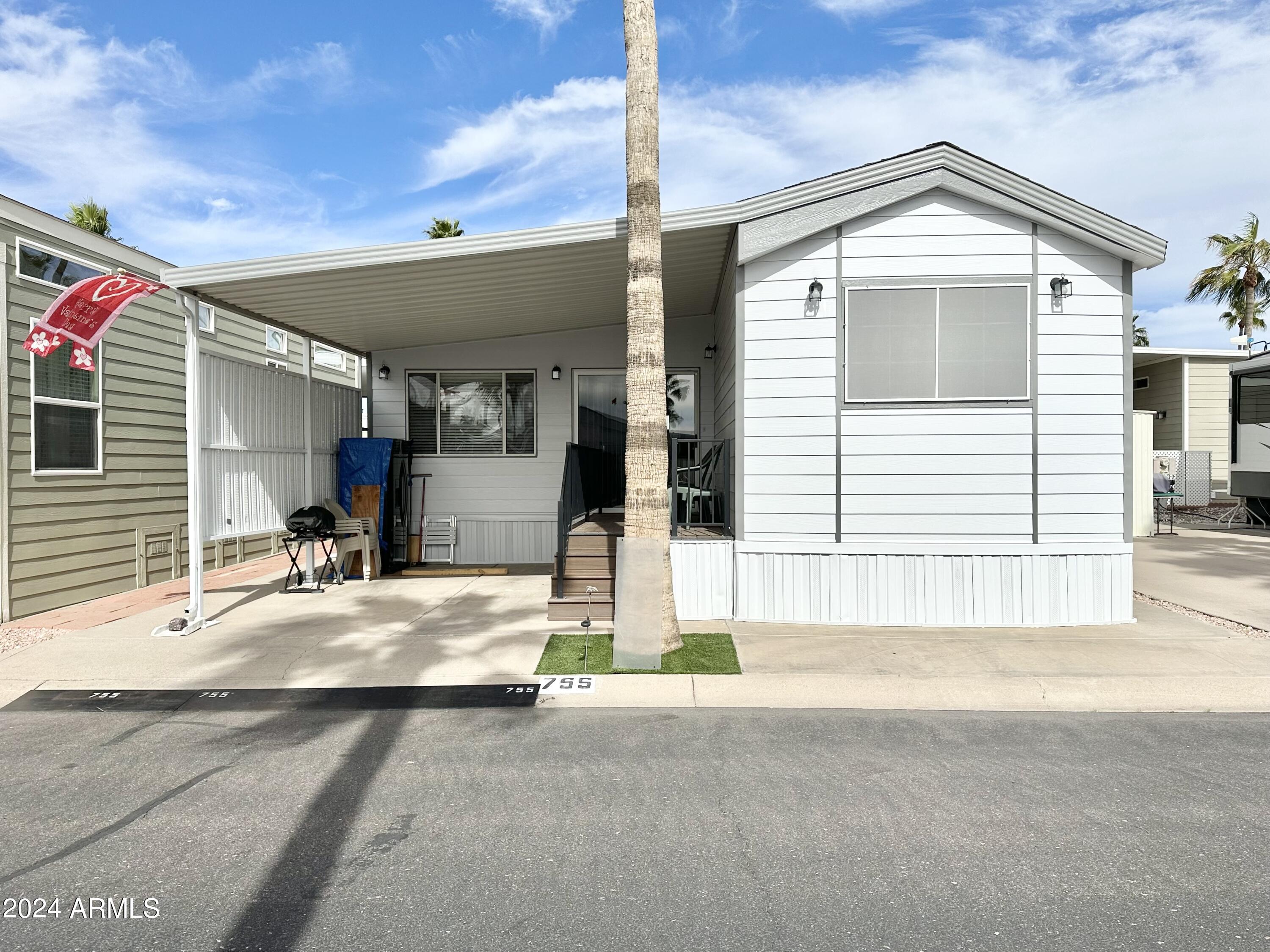 755 S Diamond Drive Property Photo 3