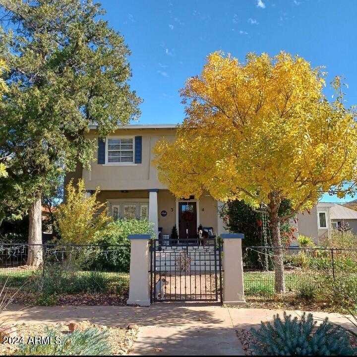 312 E Vista Street Property Photo 1