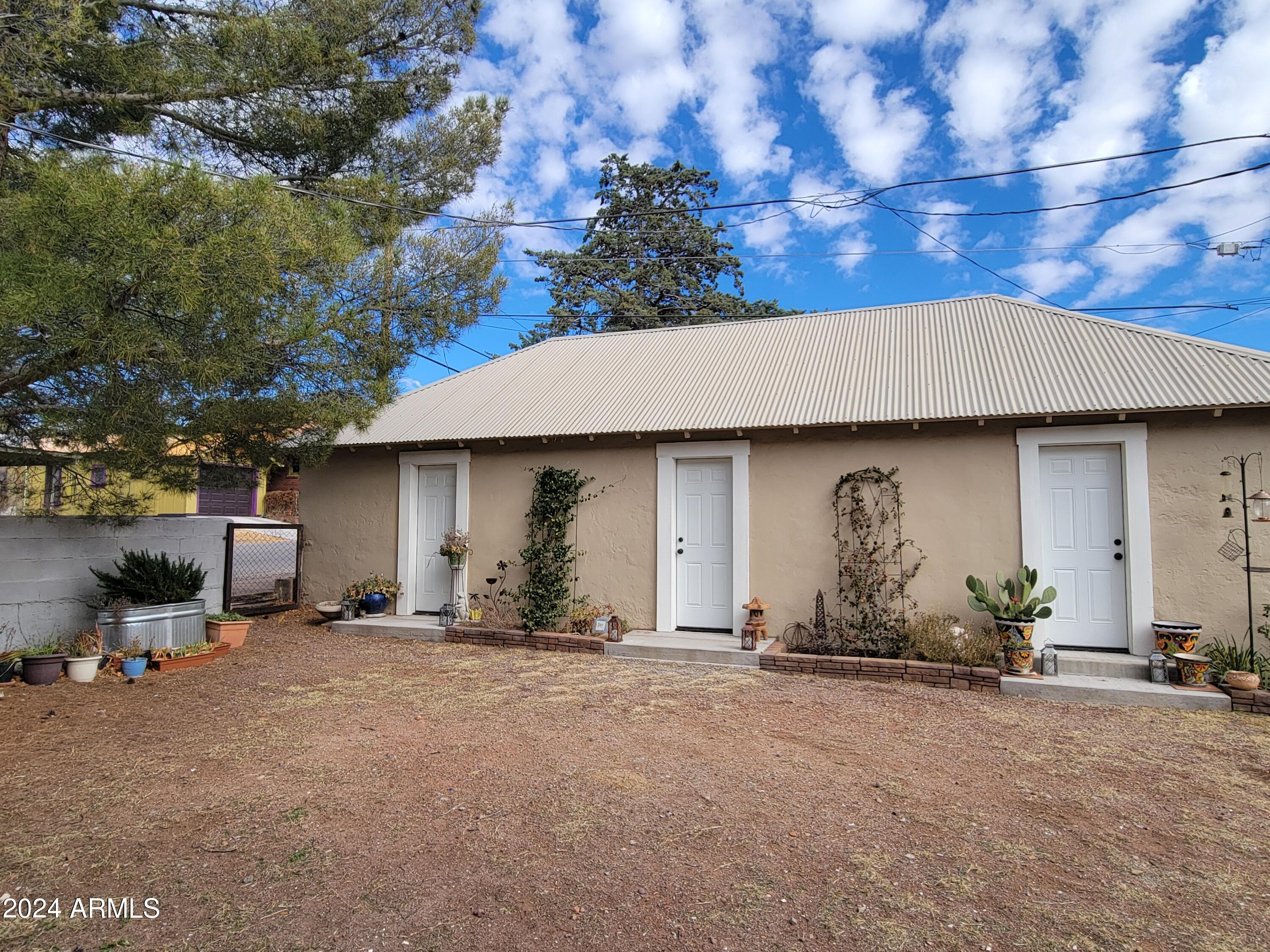312 E Vista Street Property Photo 42