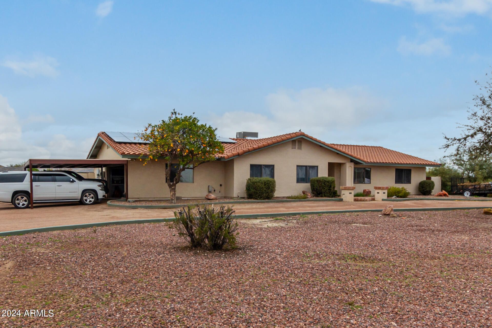 23224 W Hilton Avenue Property Photo 5