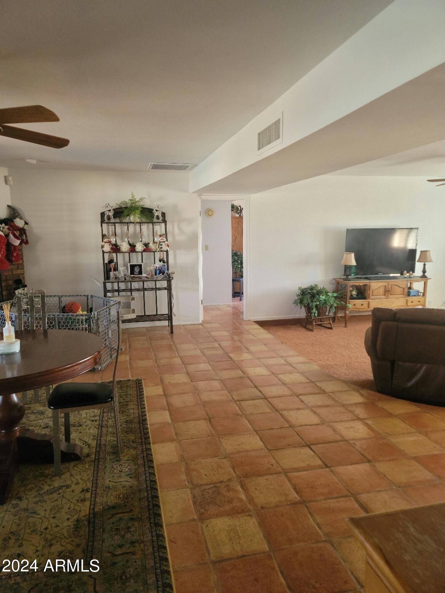 23224 W Hilton Avenue Property Photo 8