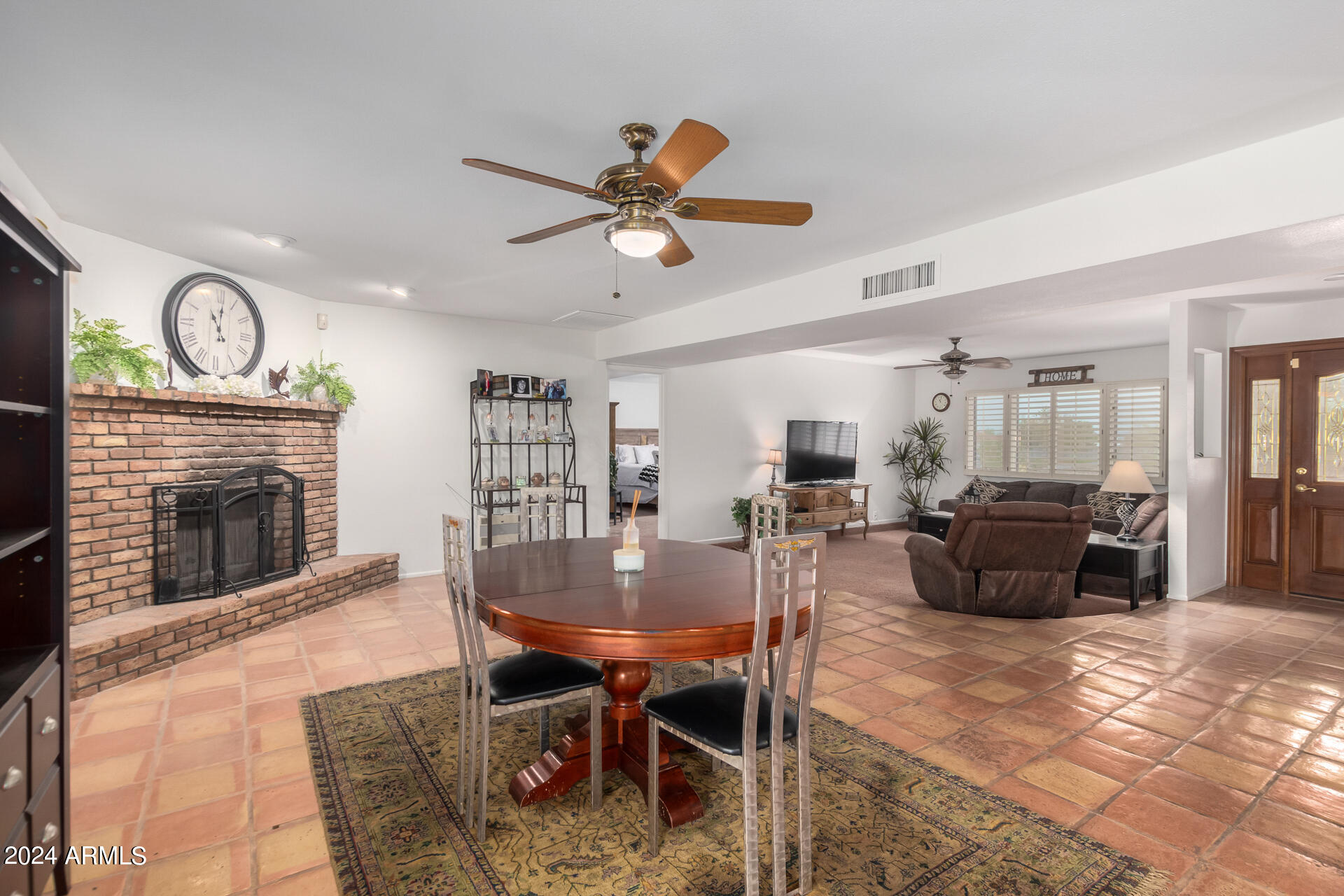 23224 W Hilton Avenue Property Photo 16