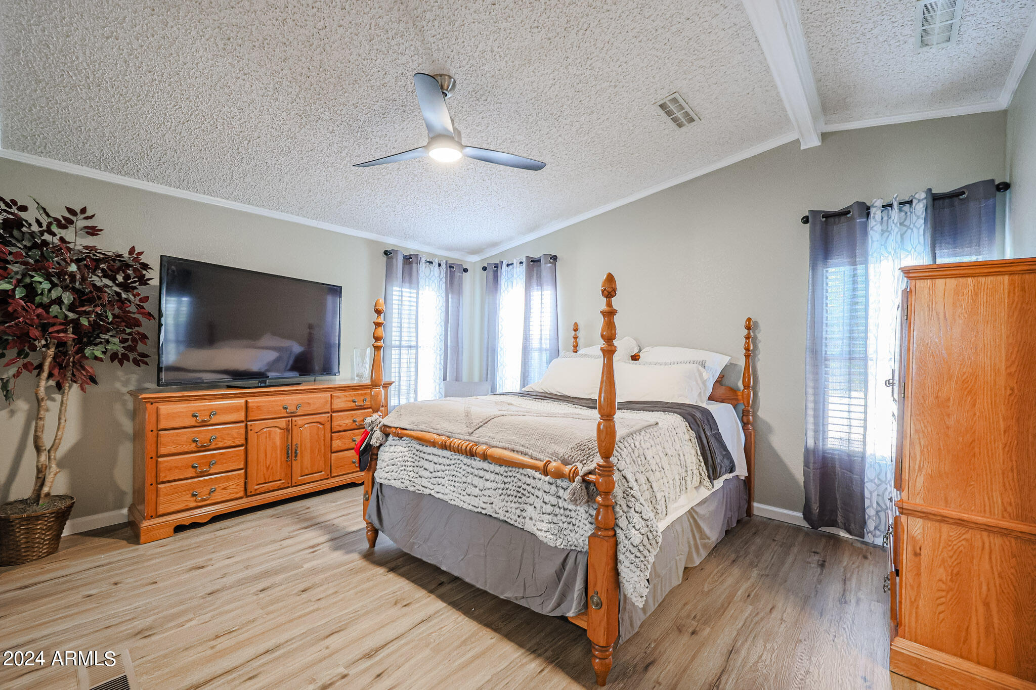 11596 W Sierra Dawn Boulevard Property Photo 10