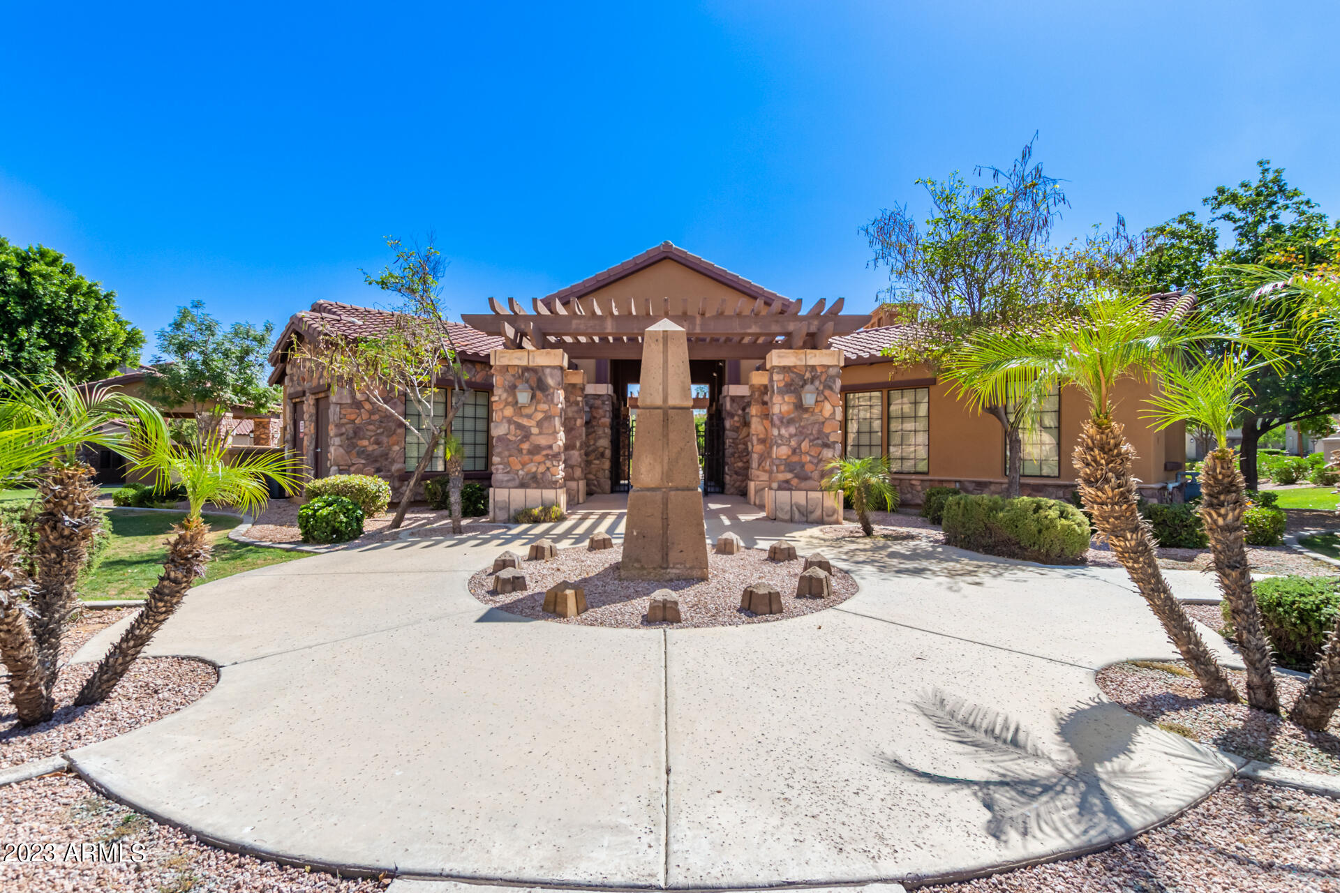 4777 S Fulton Ranch Boulevard Property Photo 27
