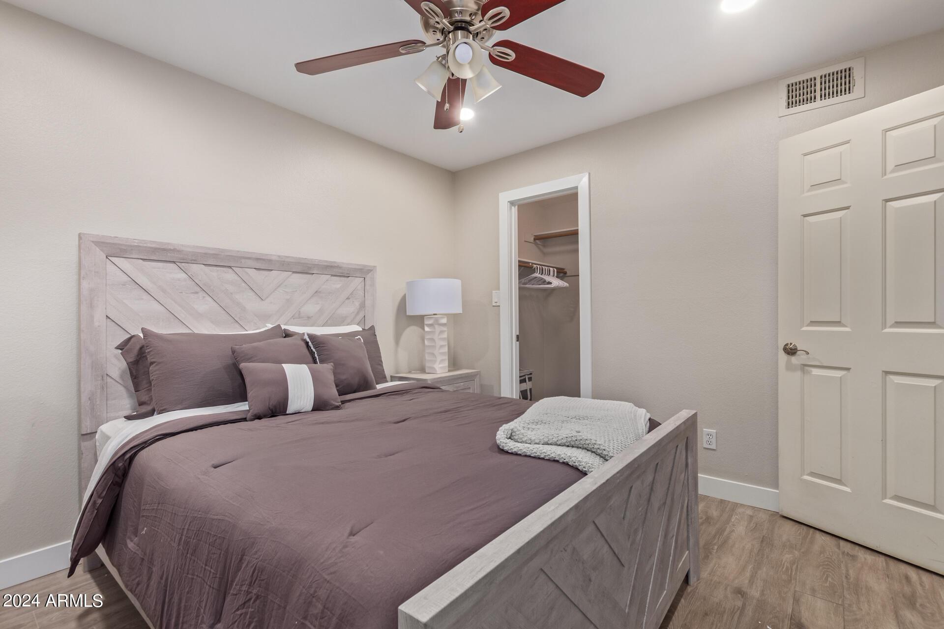 8787 E Mountain View Road Property Photo 10
