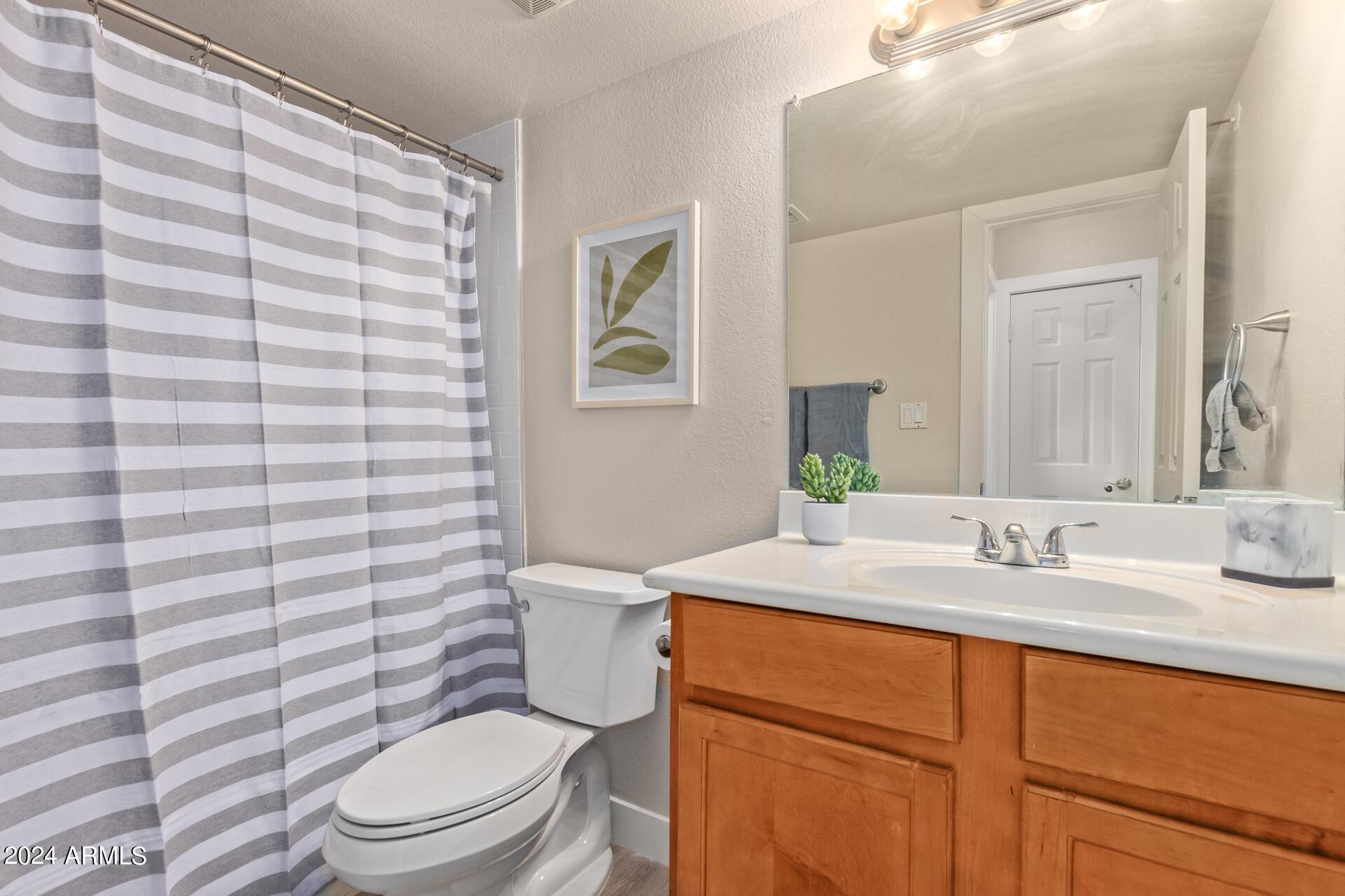 8787 E Mountain View Road Property Photo 11