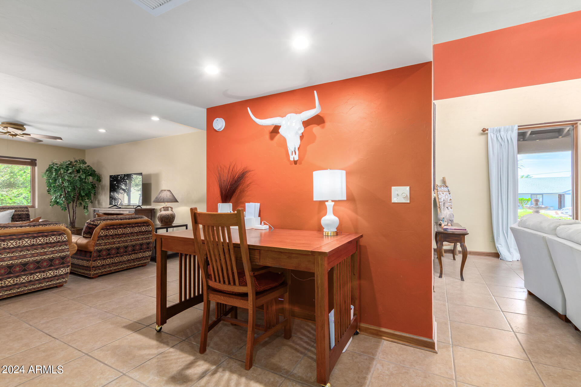9972 E Del Monte Avenue Property Photo 6