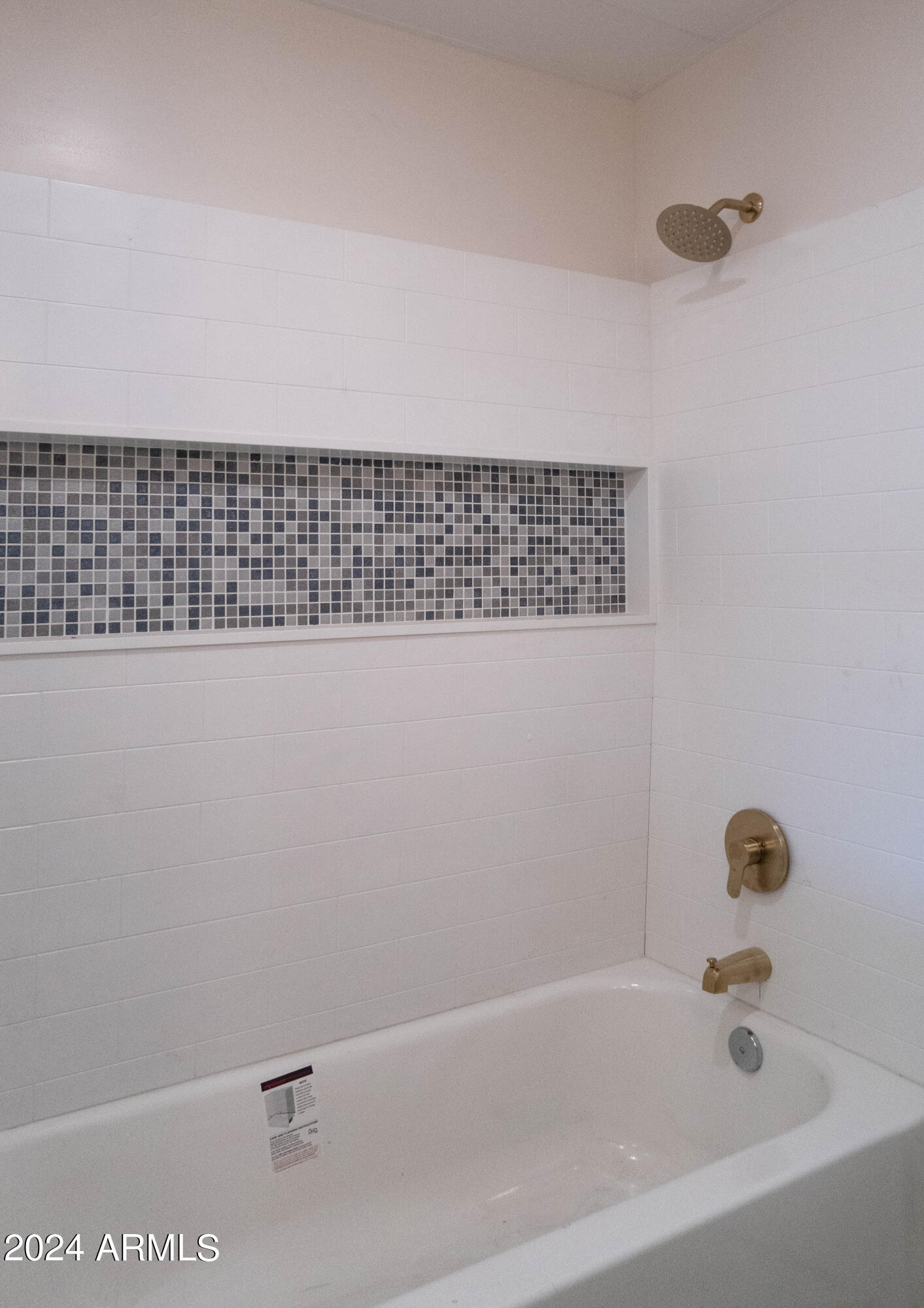 16410 N 32nd Place Property Photo 13