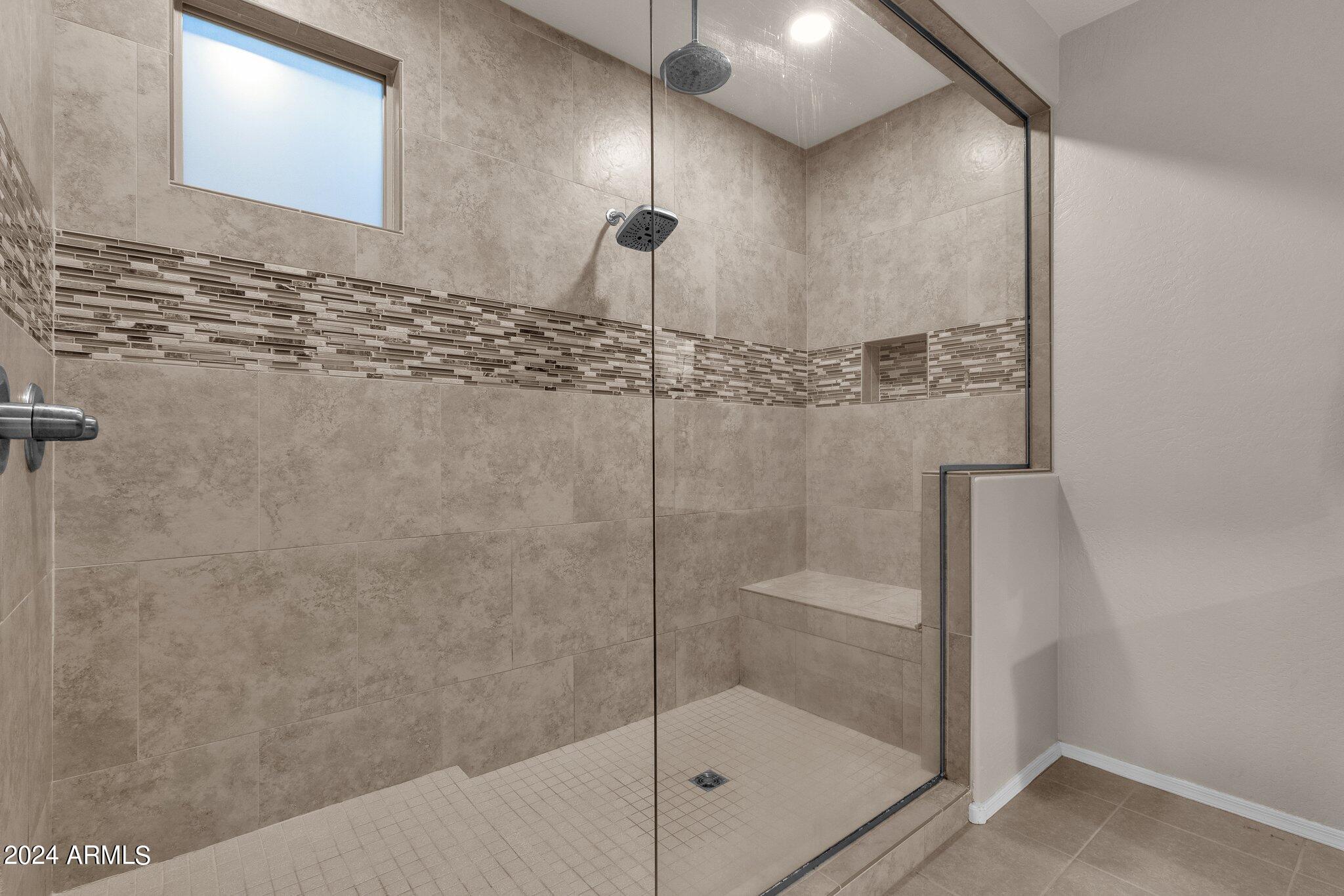 16105 N 183rd Drive Property Photo 5