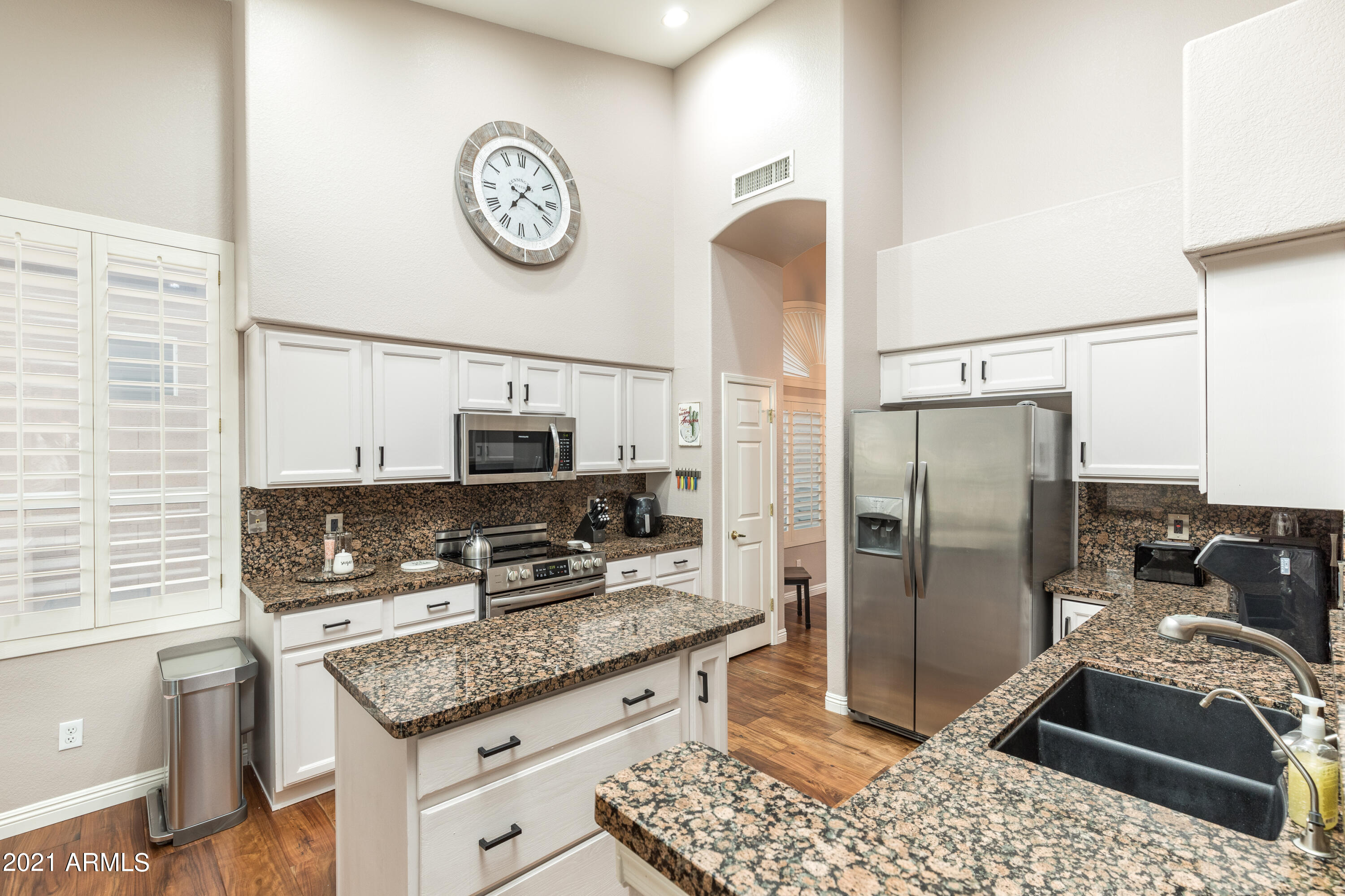11160 E Greythorn Drive Property Photo 12