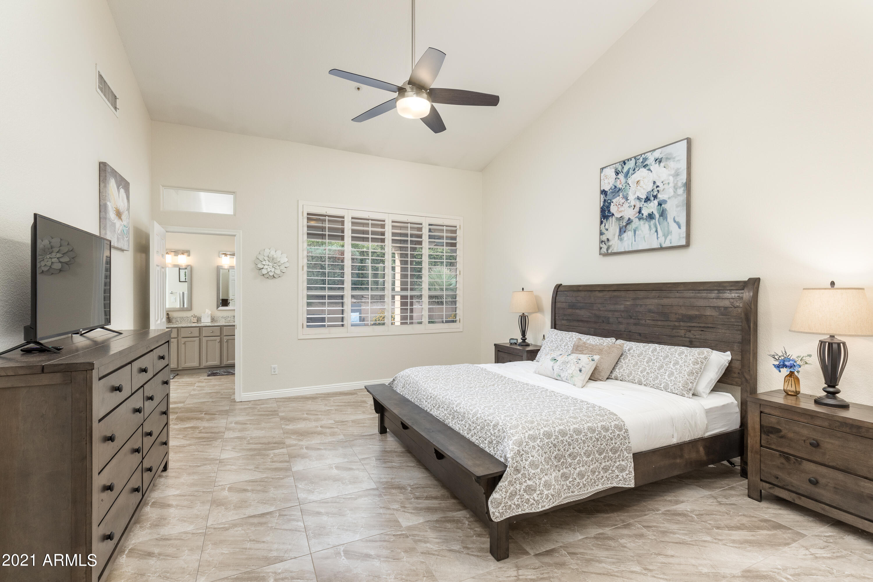 11160 E Greythorn Drive Property Photo 14