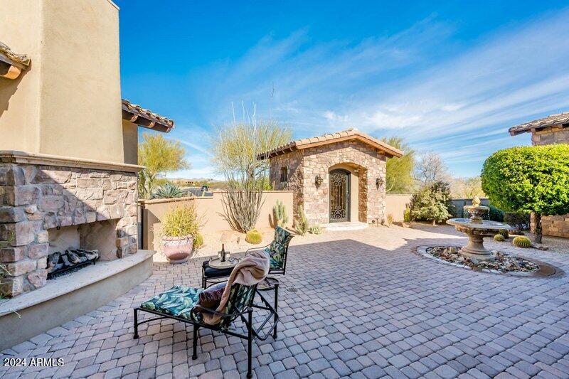 29906 N Miradar Court Property Photo 6