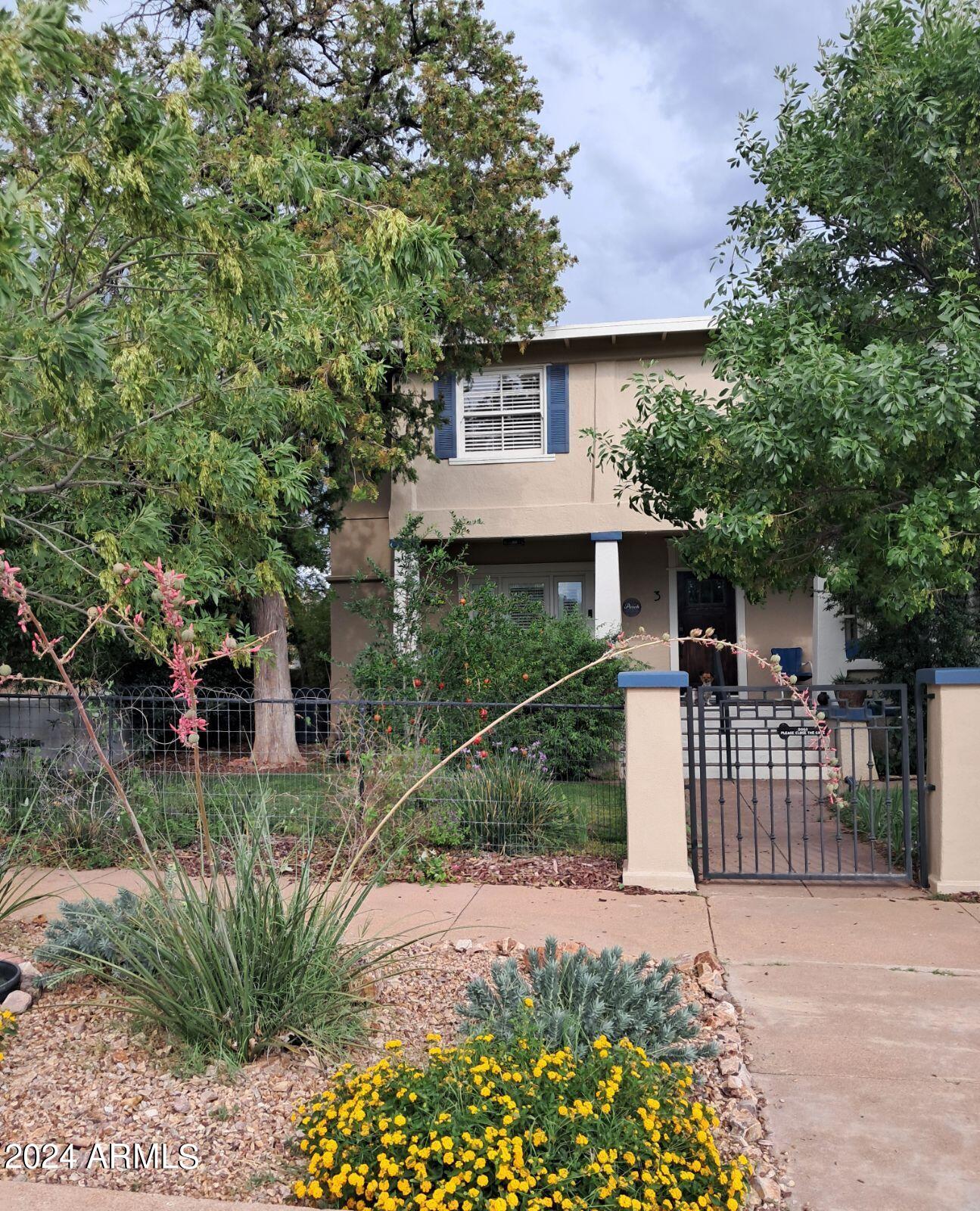 312 E Vista Street Property Photo 2