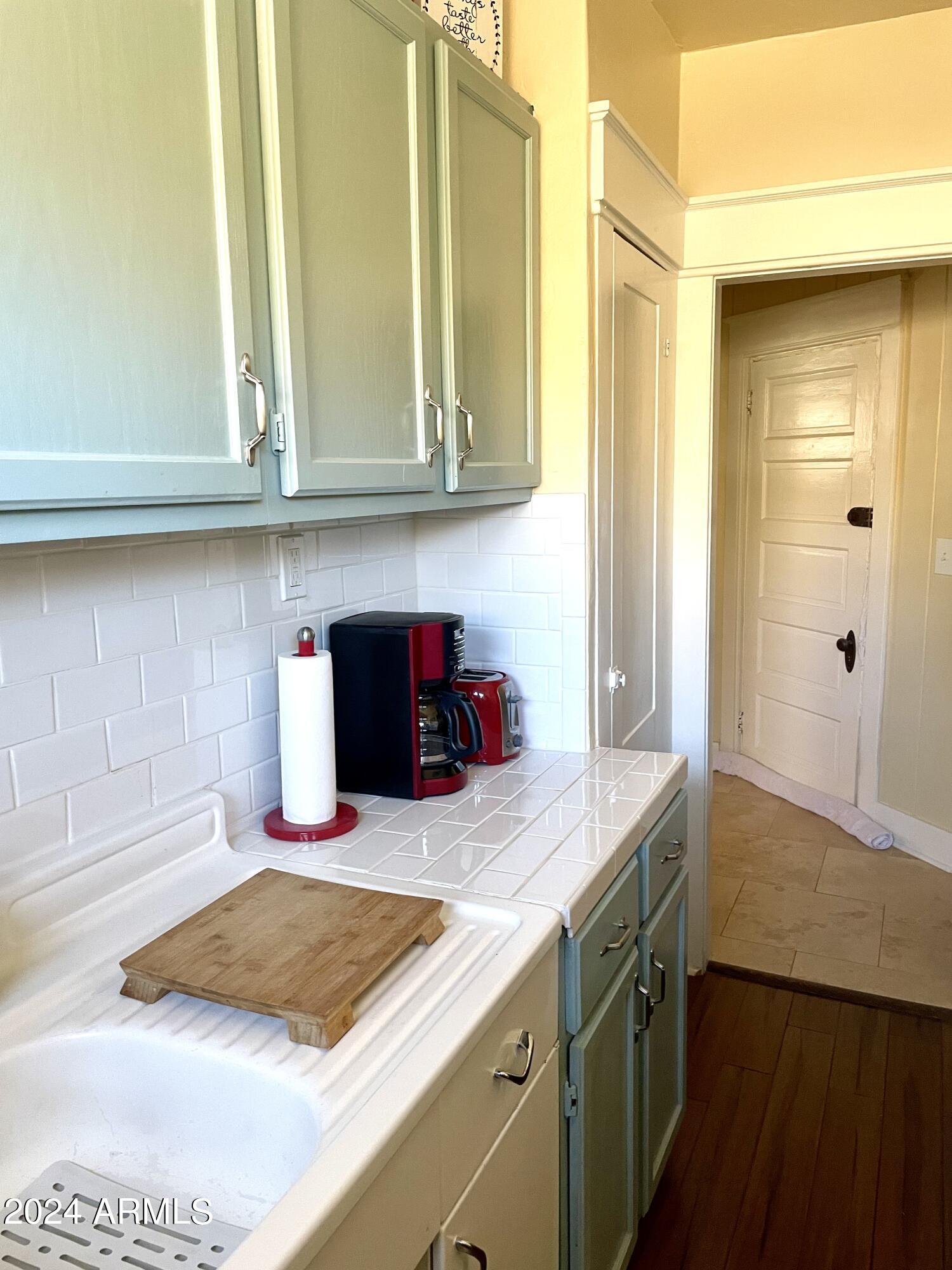312 E Vista Street Property Photo 26
