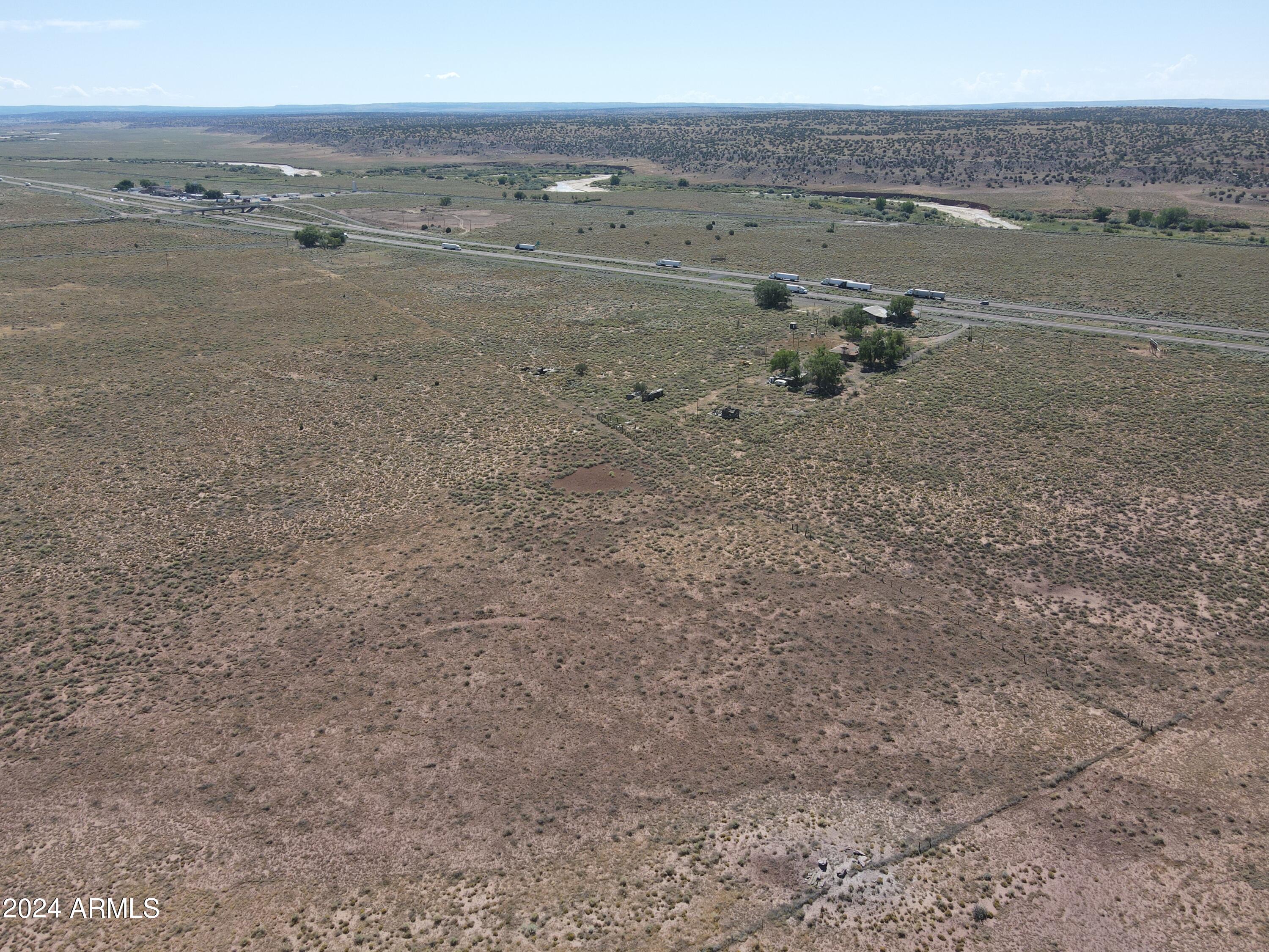 33287 W I-40 Frontage Road Property Photo 3