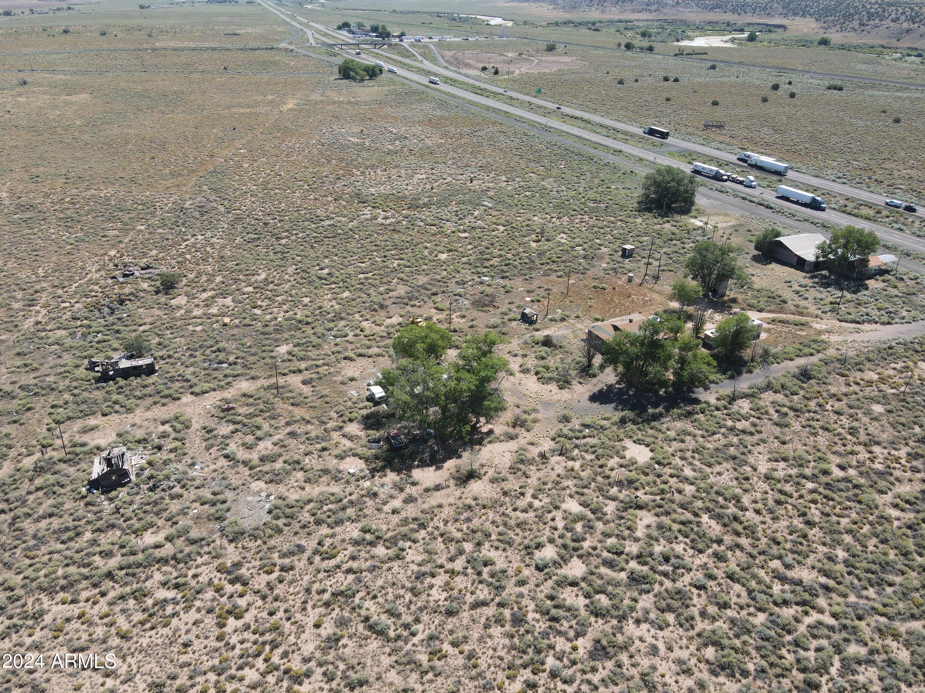33287 W I-40 Frontage Road Property Photo 6