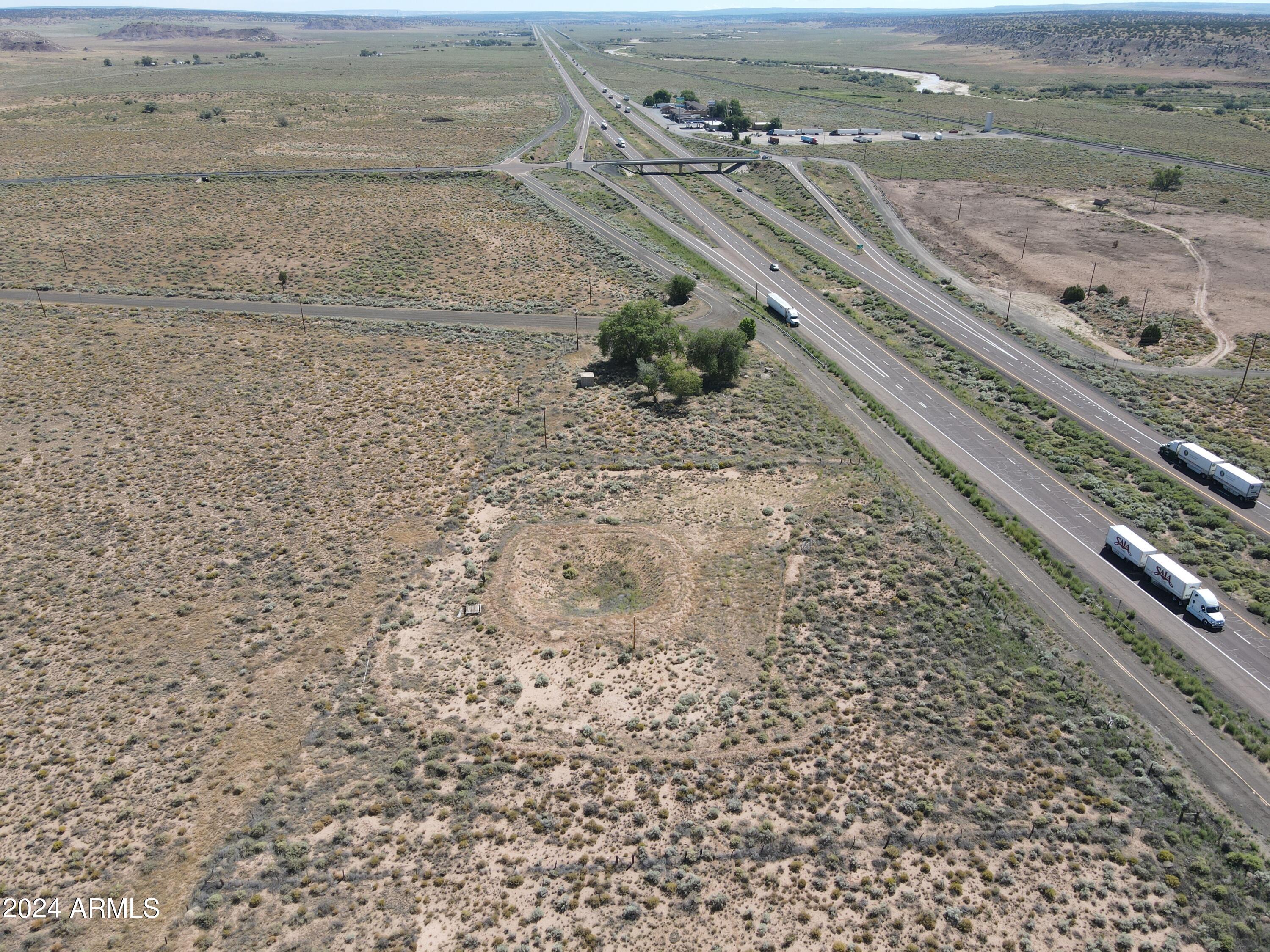 33287 W I-40 Frontage Road Property Photo 8