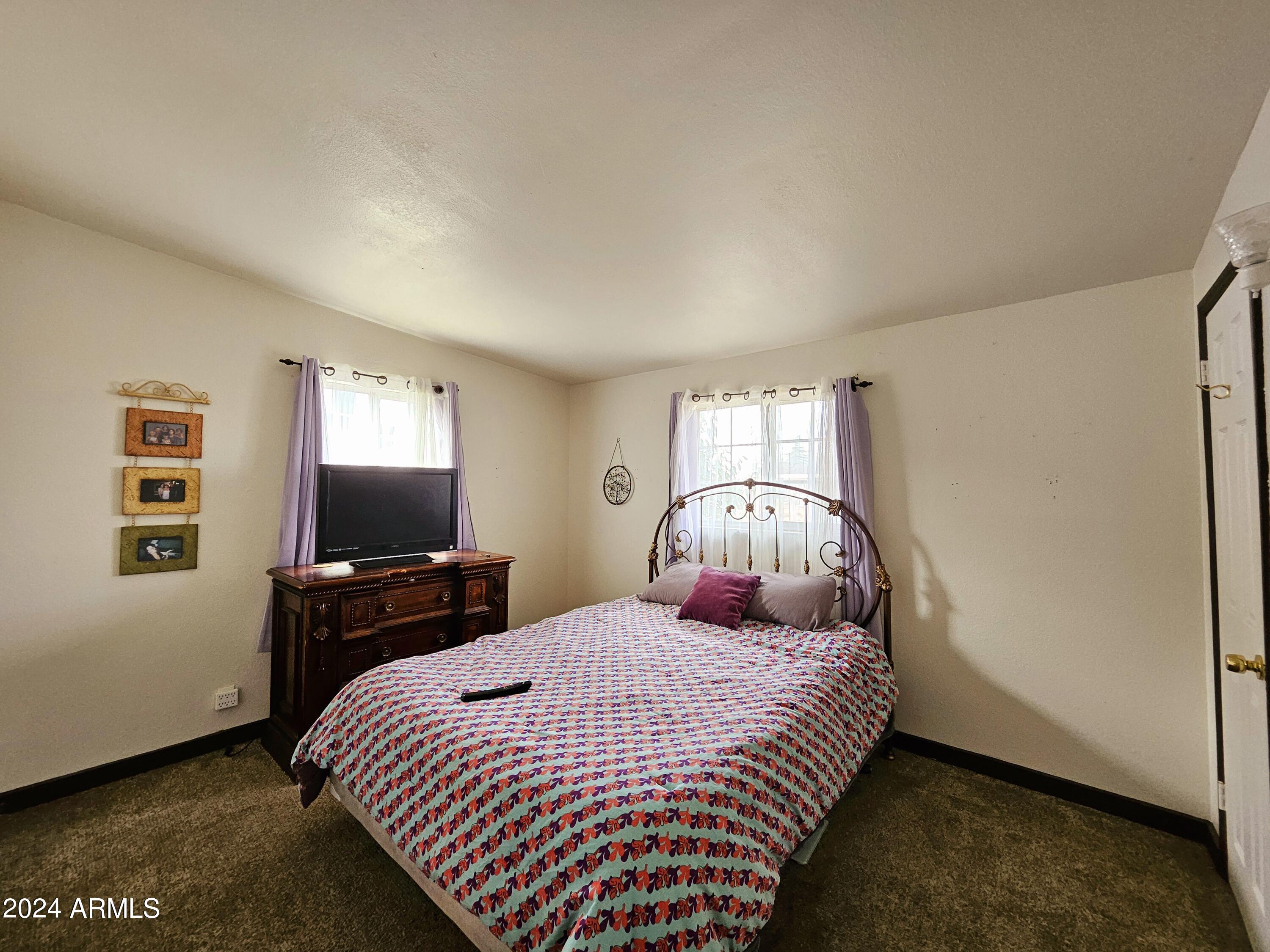 114 E Yuma Street Property Photo 12