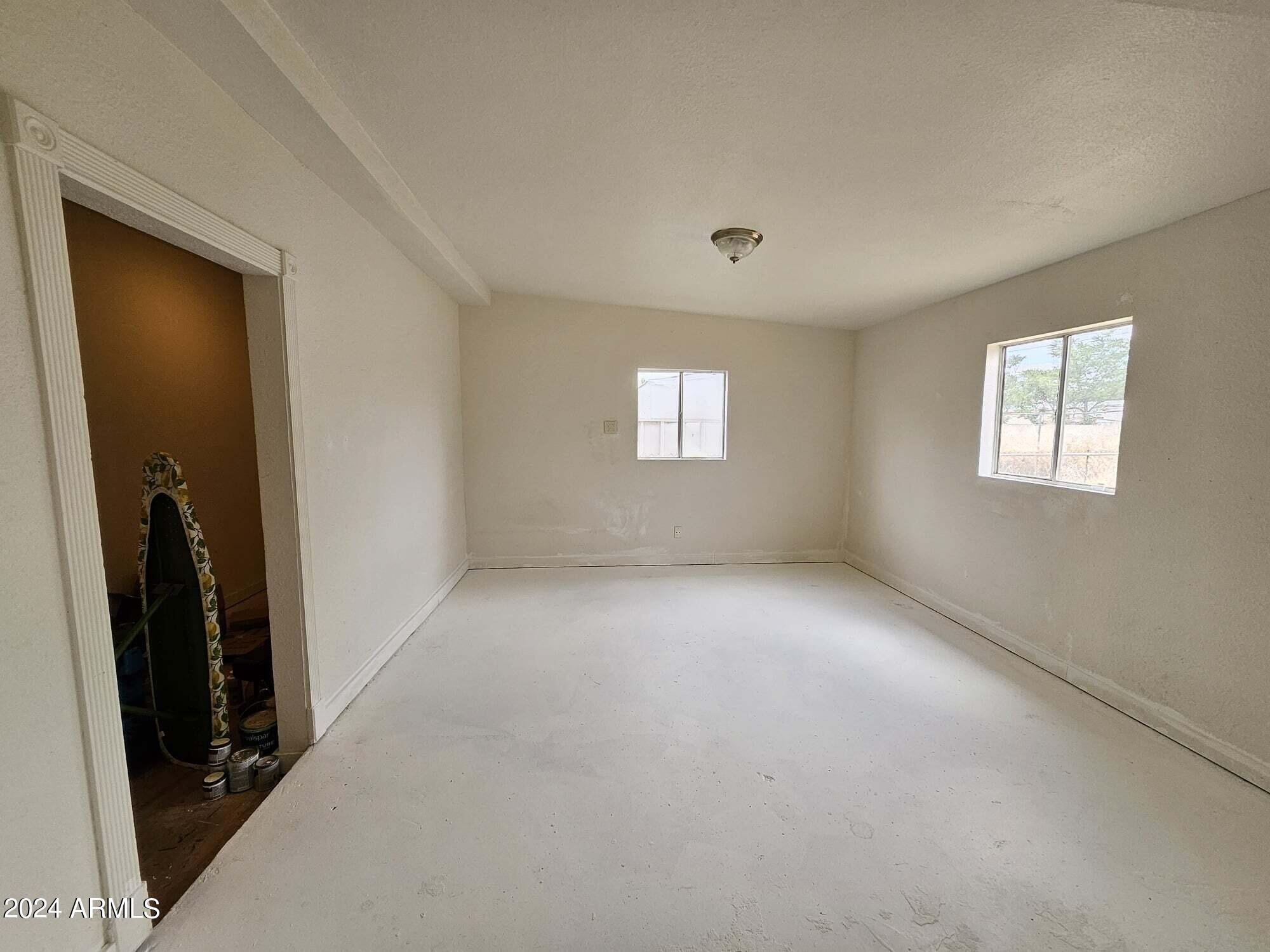114 E Yuma Street Property Photo 17