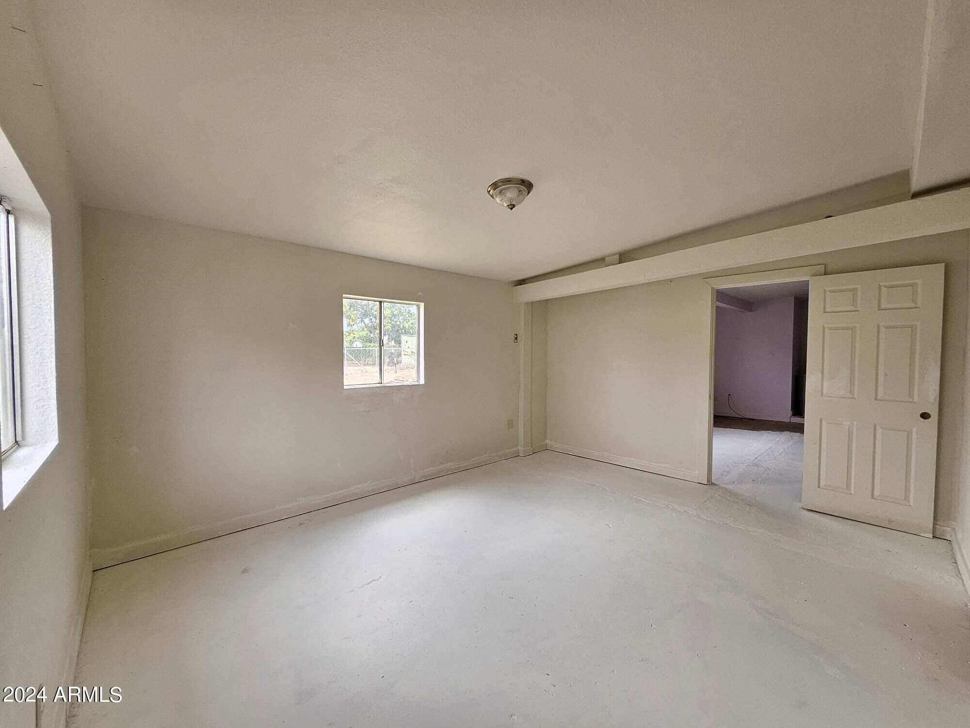 114 E Yuma Street Property Photo 18