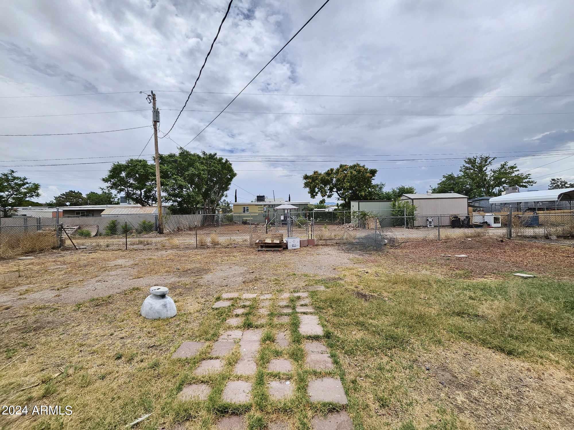 114 E Yuma Street Property Photo 21