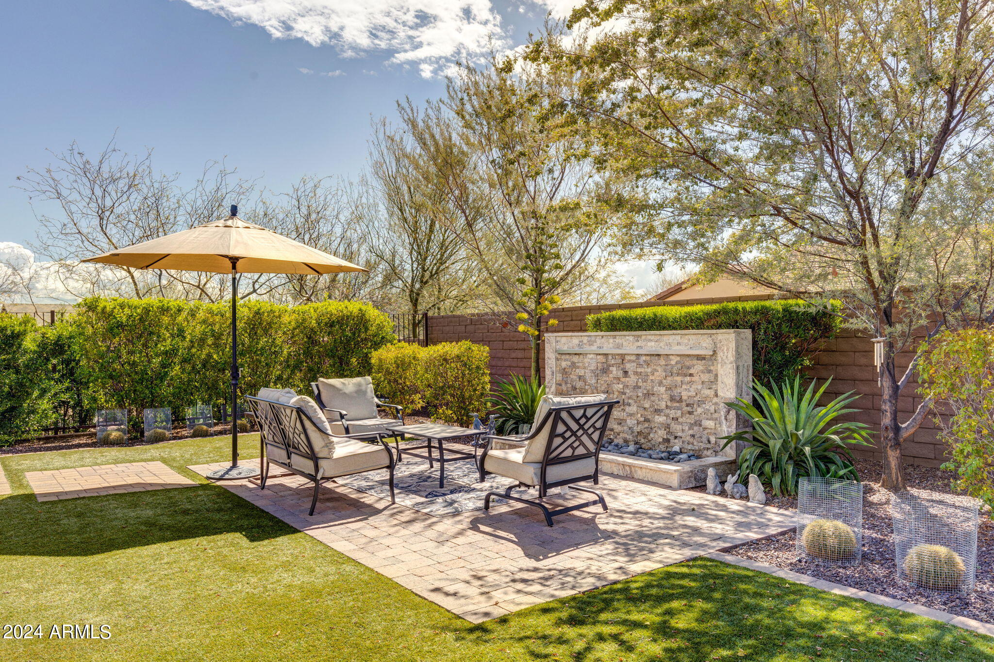 18067 E Vista Desierto Property Photo 1