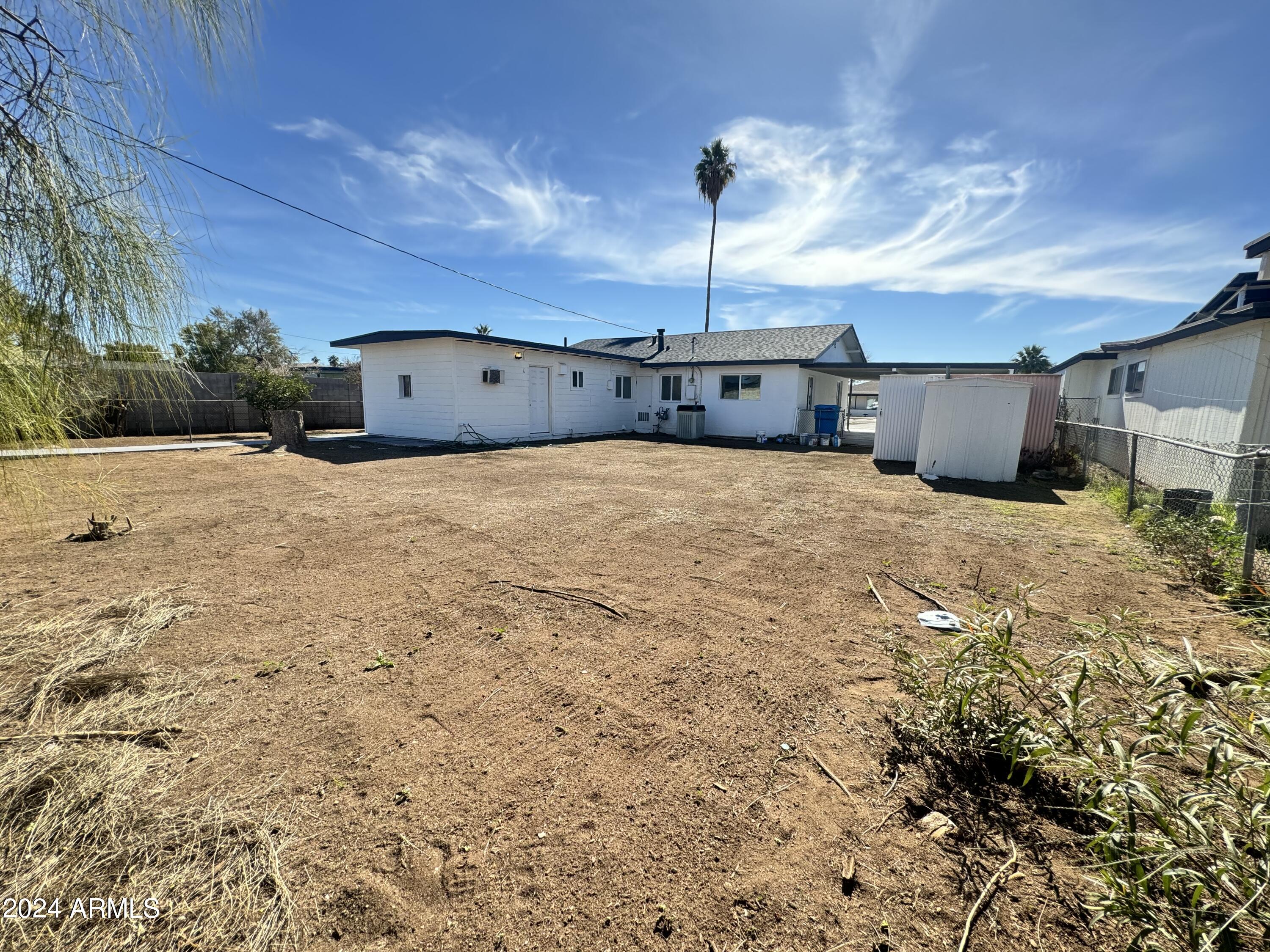 1736 W Indianola Avenue Property Photo 14